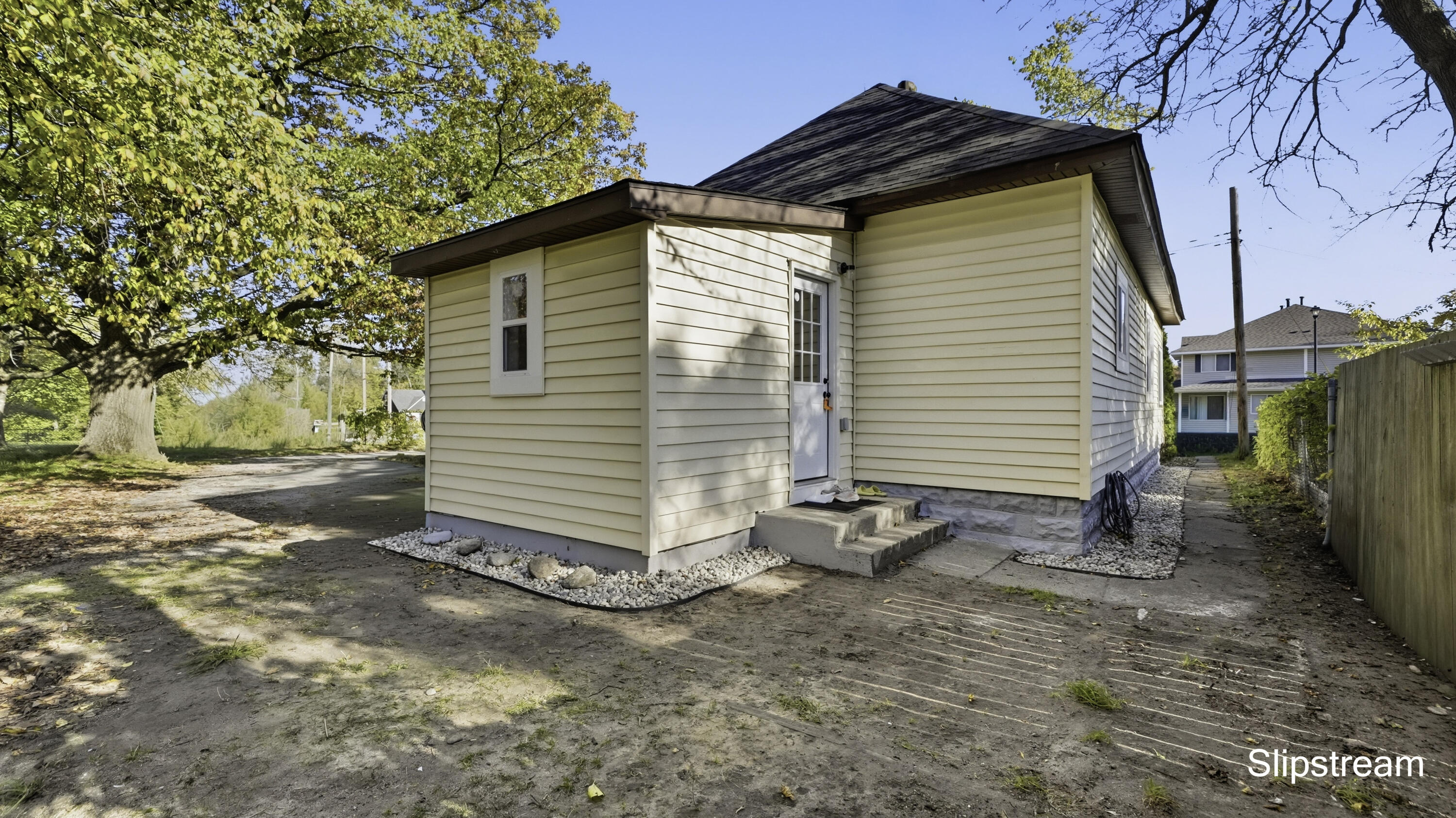 759 Emerald Street Muskegon MI 49442