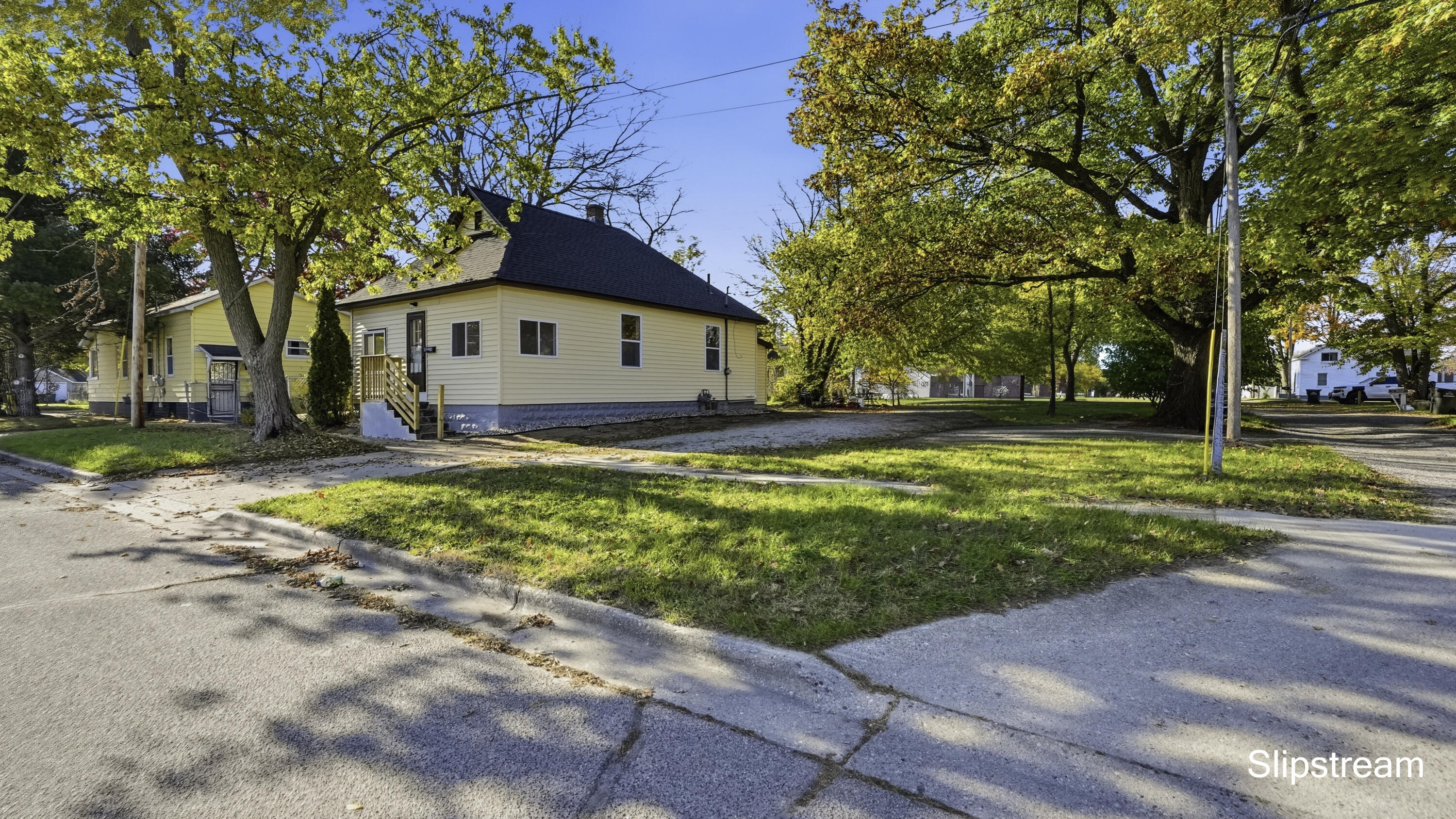 759 Emerald Street Muskegon MI 49442
