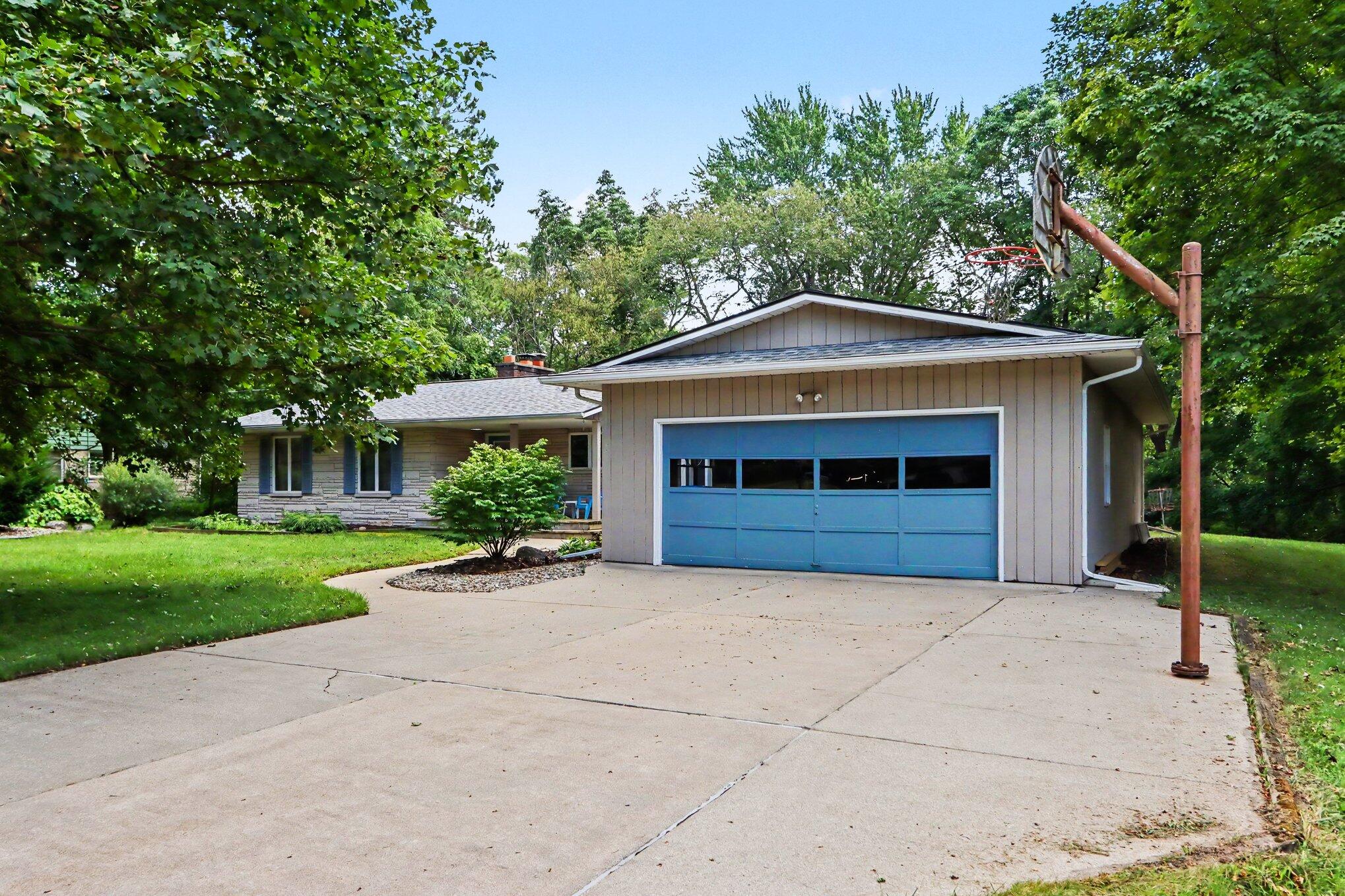 3034 Springbrook Drive Kalamazoo MI 49004