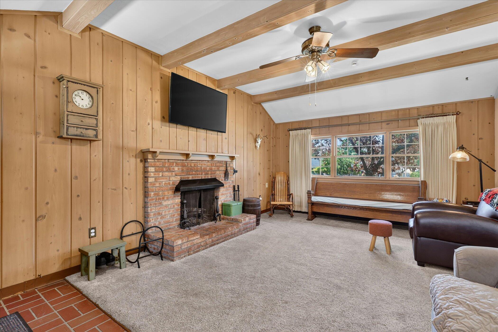 236 Mcconnell Avenue Muskegon MI 49445