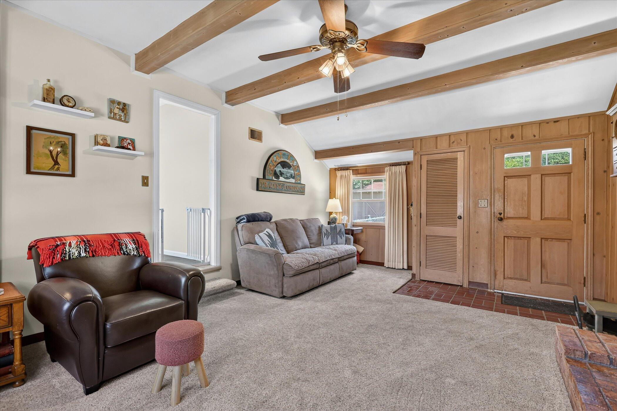 236 Mcconnell Avenue Muskegon MI 49445