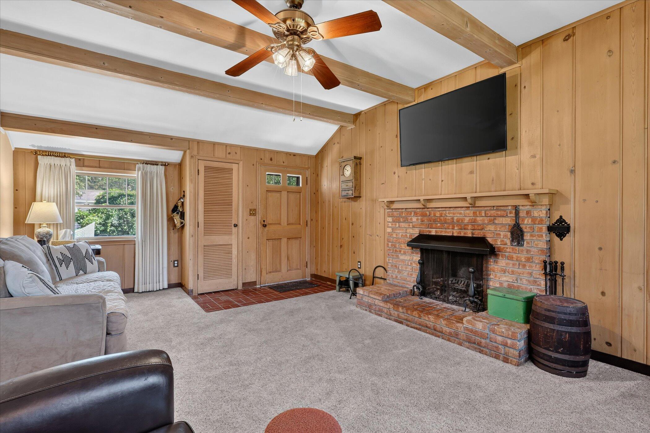 236 Mcconnell Avenue Muskegon MI 49445