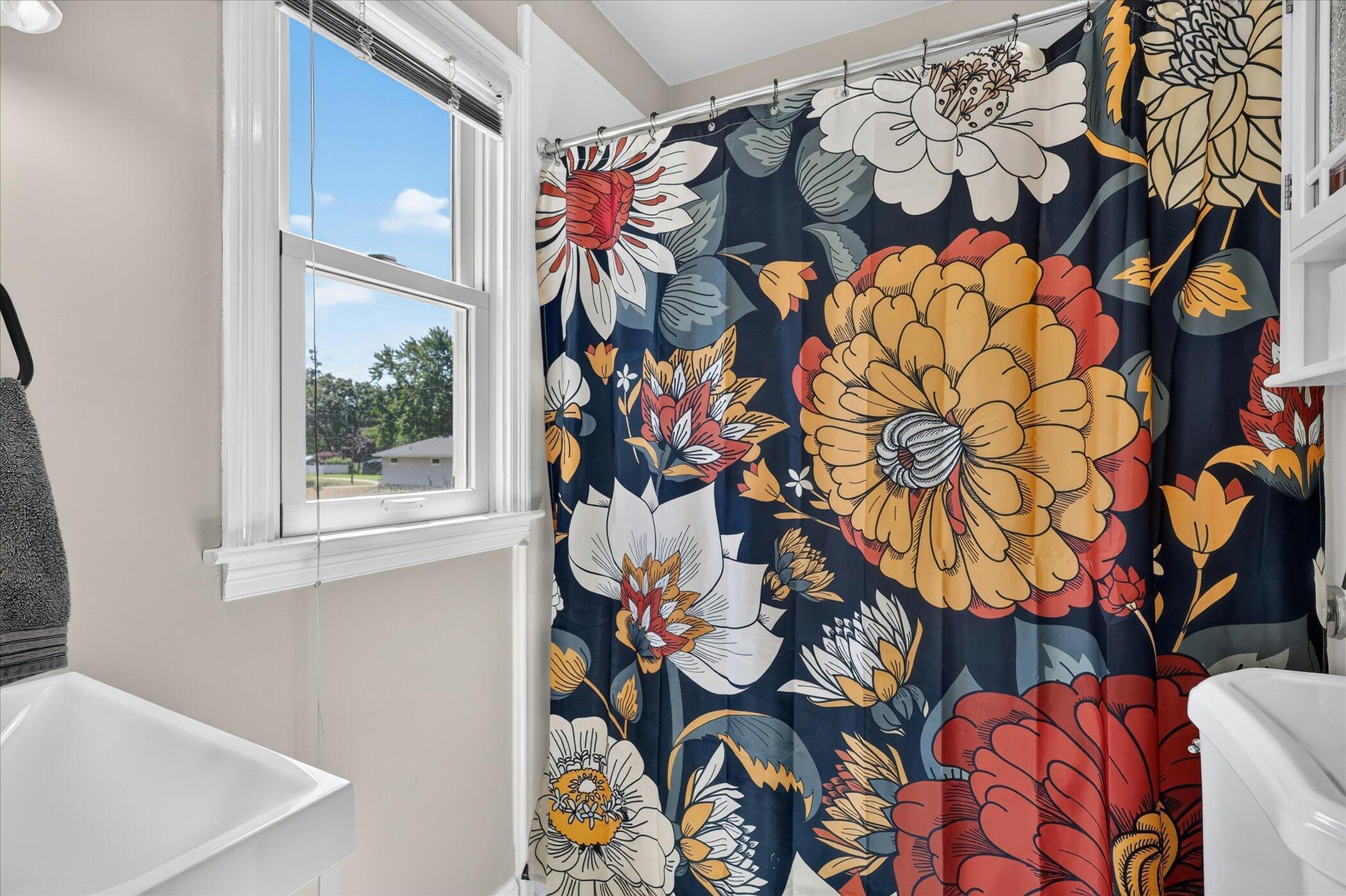 236 Mcconnell Avenue Muskegon MI 49445