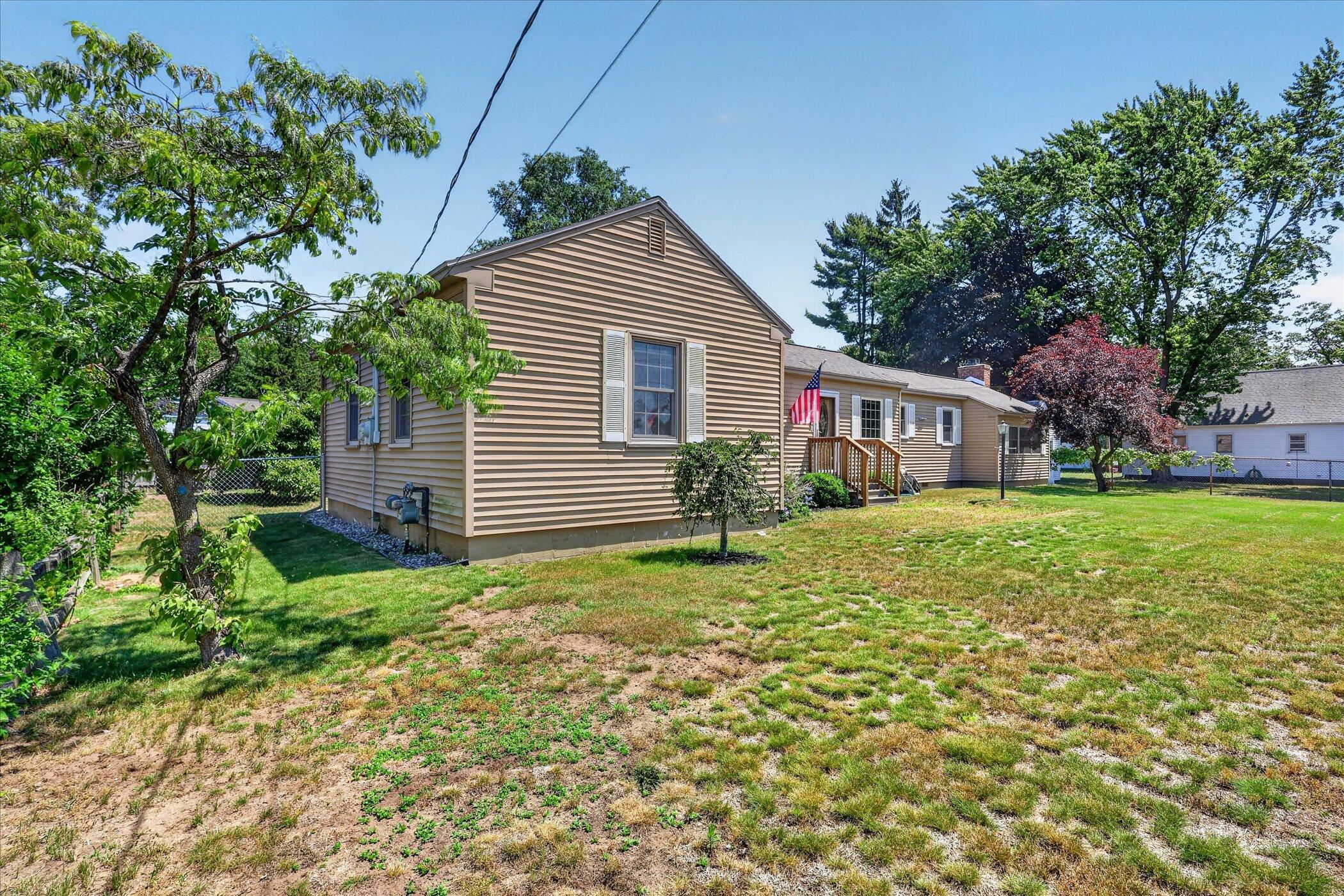 236 Mcconnell Avenue Muskegon MI 49445