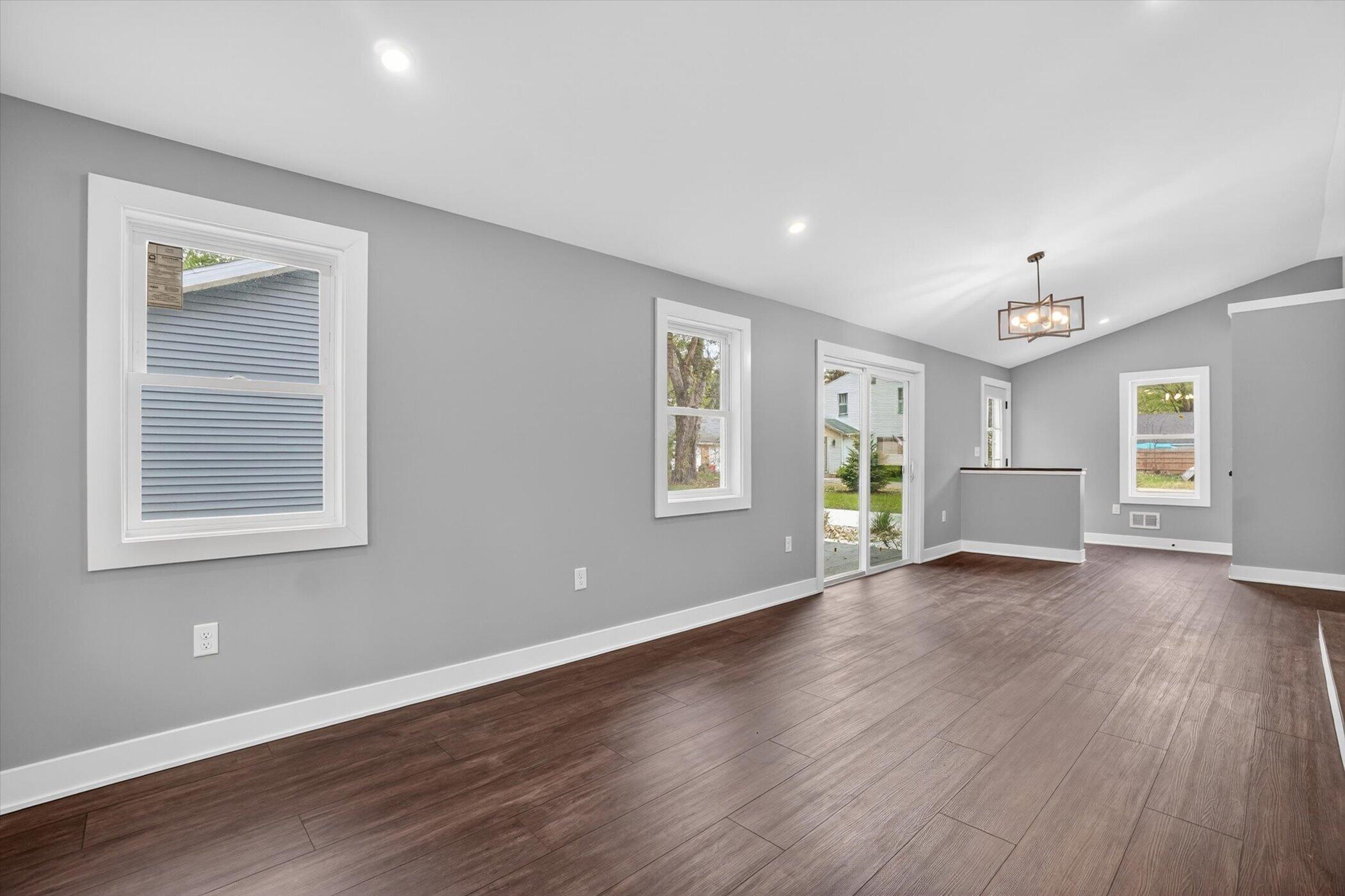 5581 E Main Street Kalamazoo MI 49048