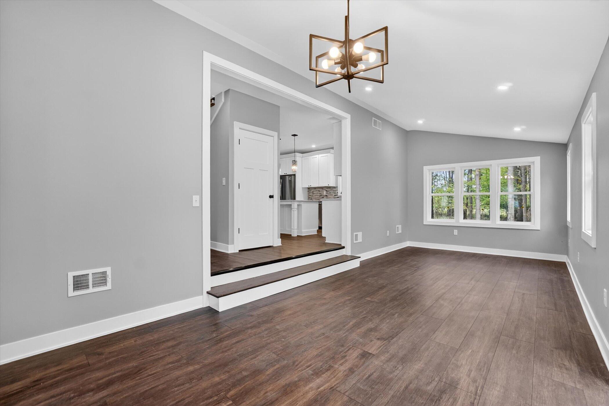 5581 E Main Street Kalamazoo MI 49048