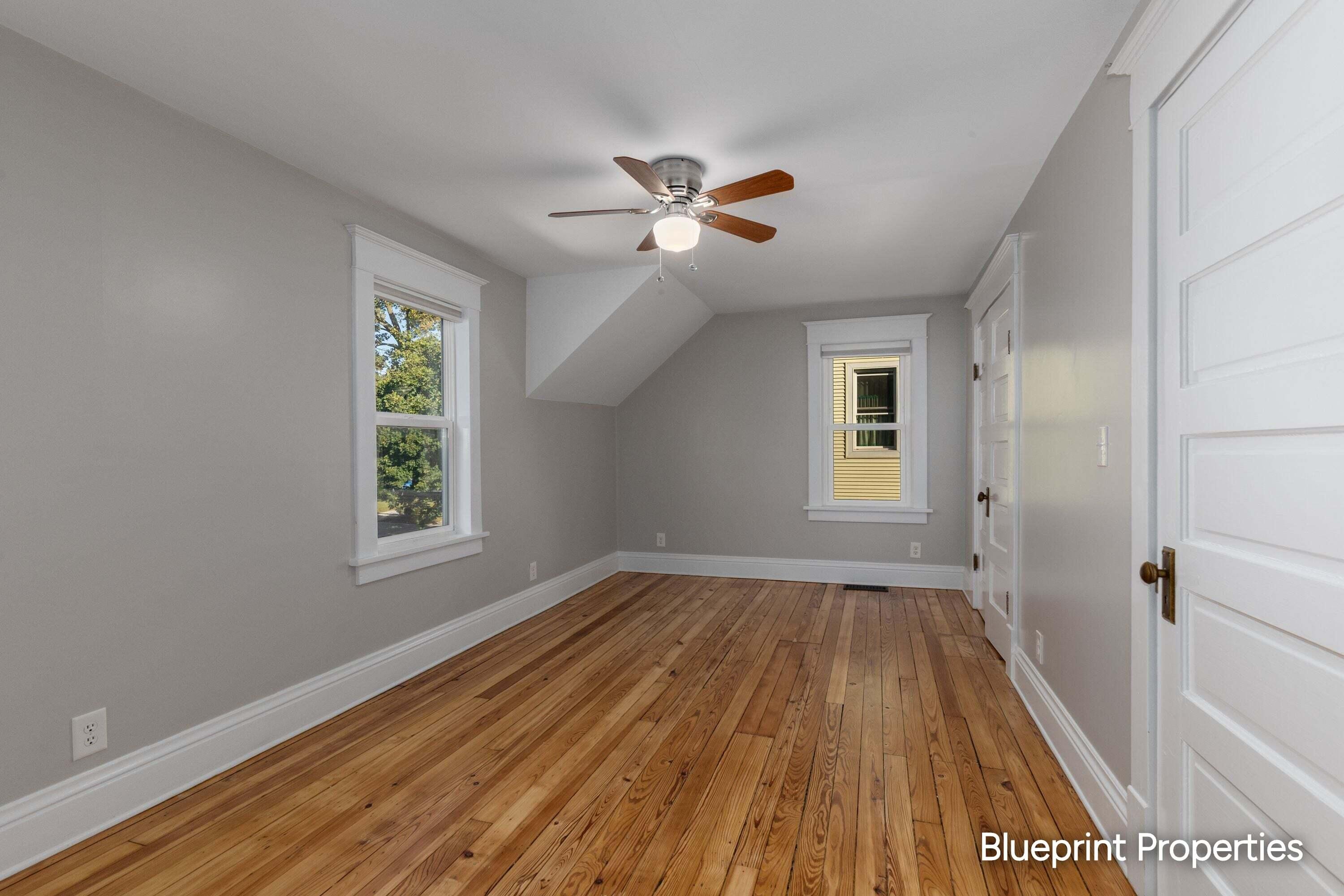 38 Benjamin Avenue NE Grand Rapids MI 49503