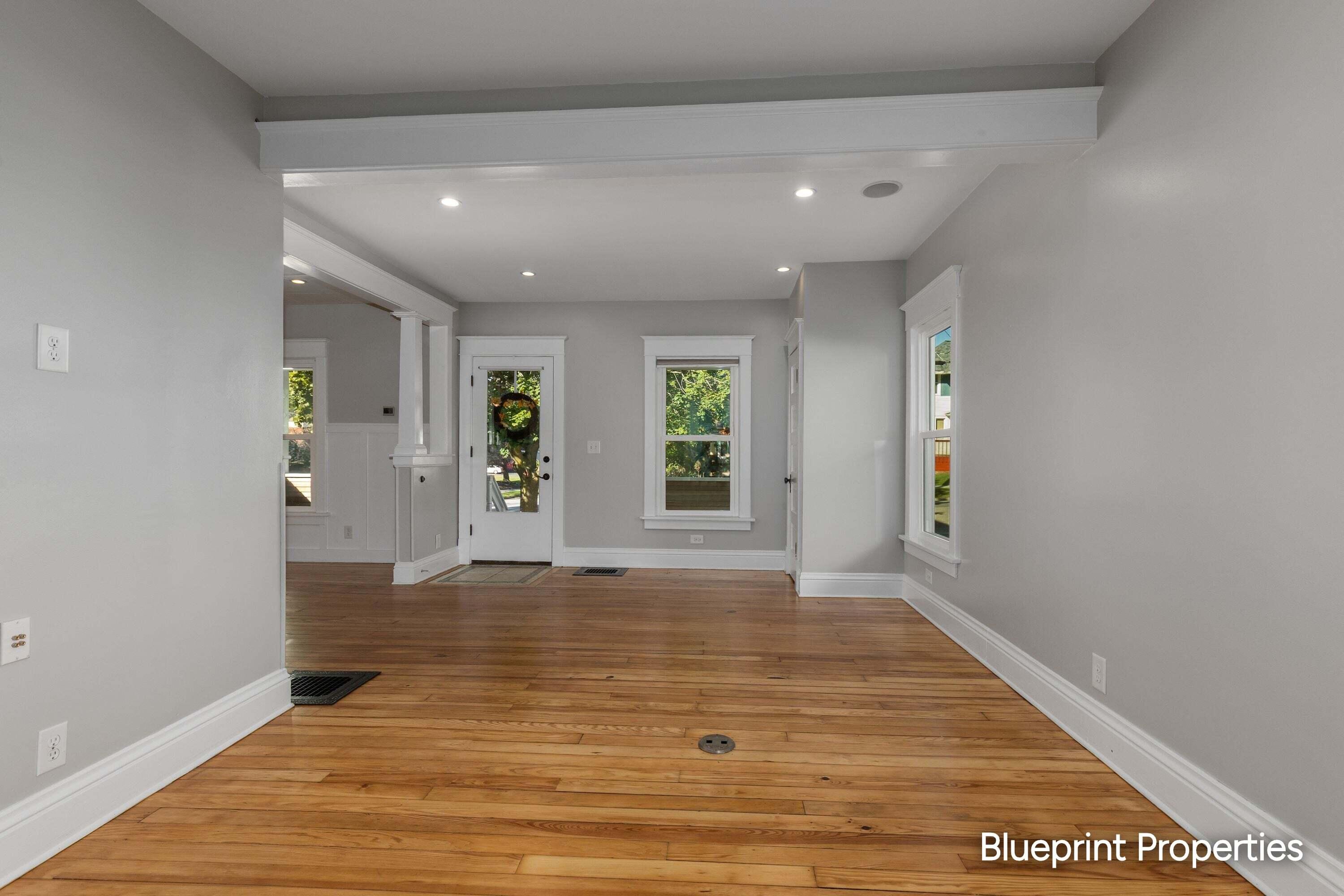 38 Benjamin Avenue NE Grand Rapids MI 49503