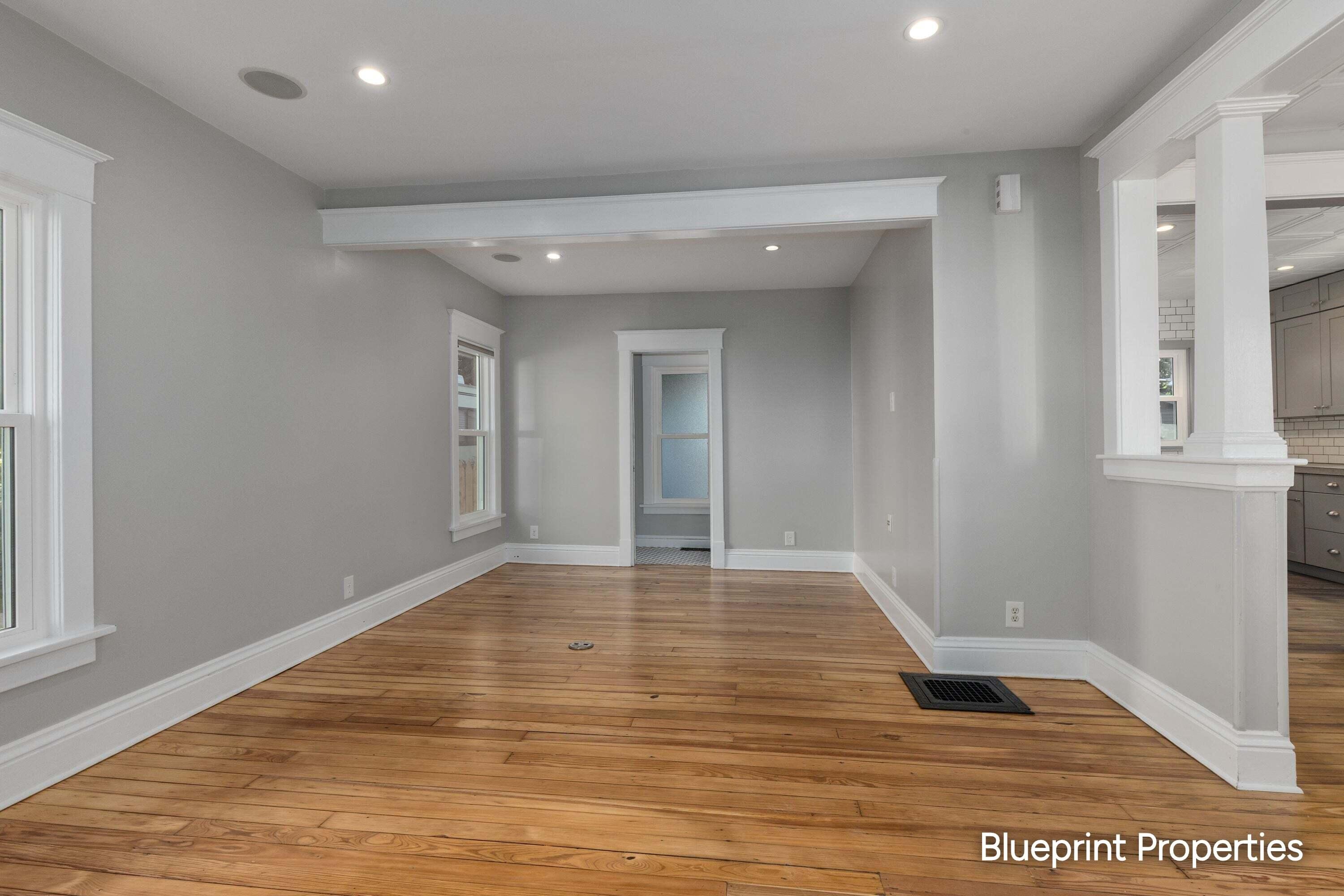 38 Benjamin Avenue NE Grand Rapids MI 49503