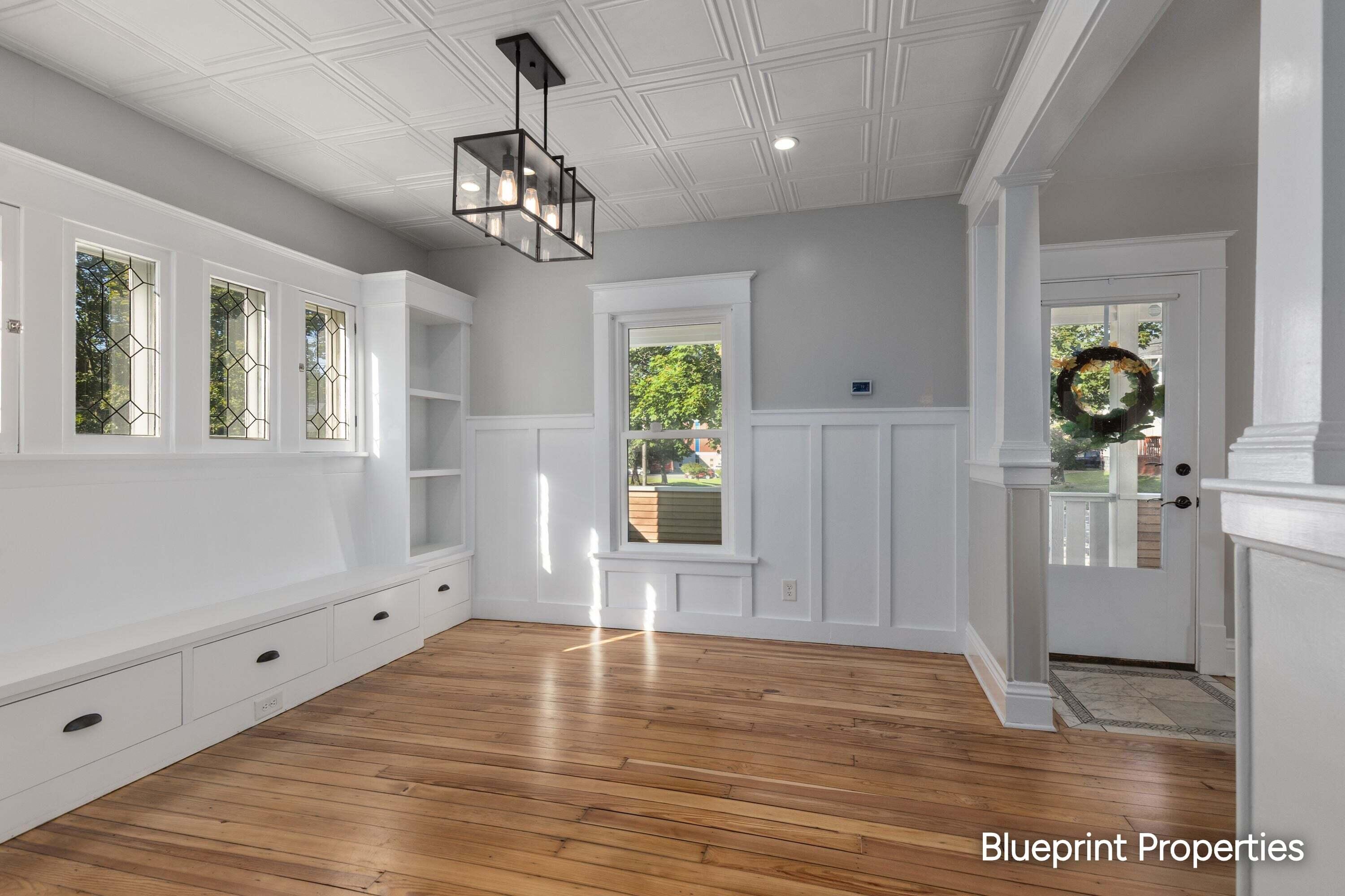 38 Benjamin Avenue NE Grand Rapids MI 49503