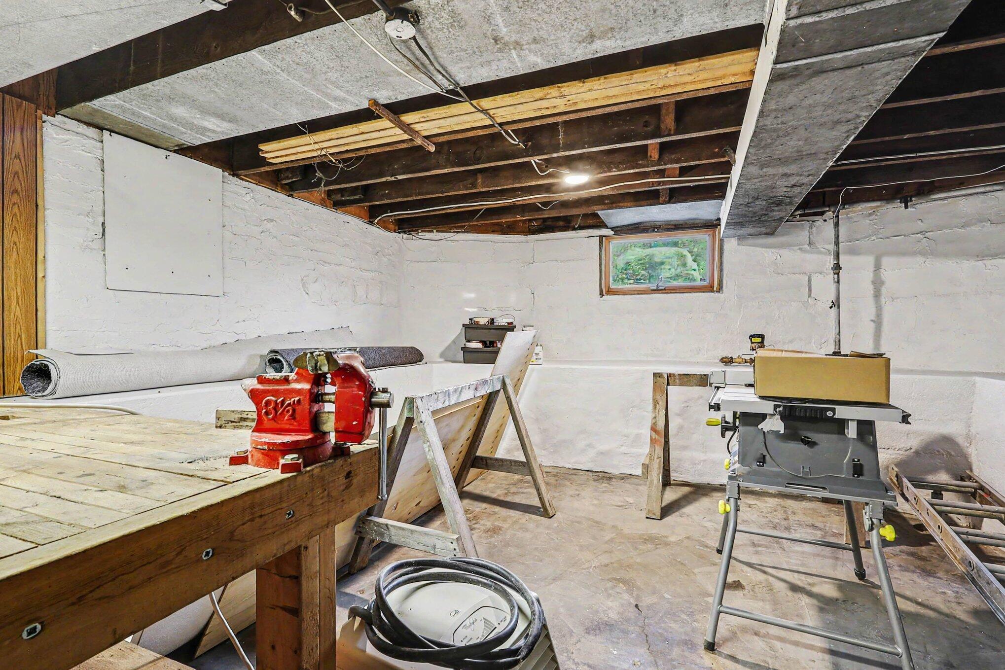 40 W 18th Street Holland MI 49423