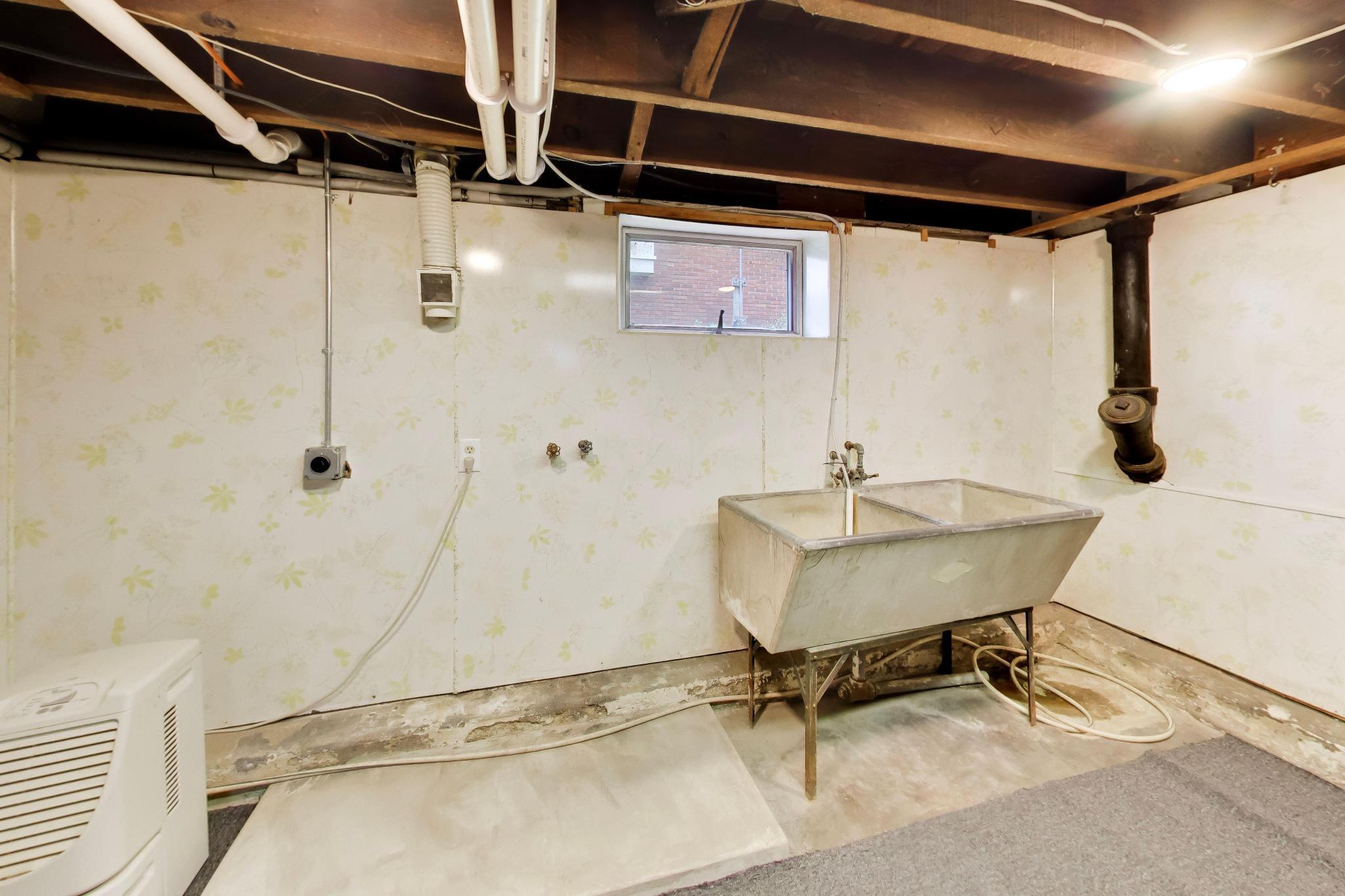 40 W 18th Street Holland MI 49423