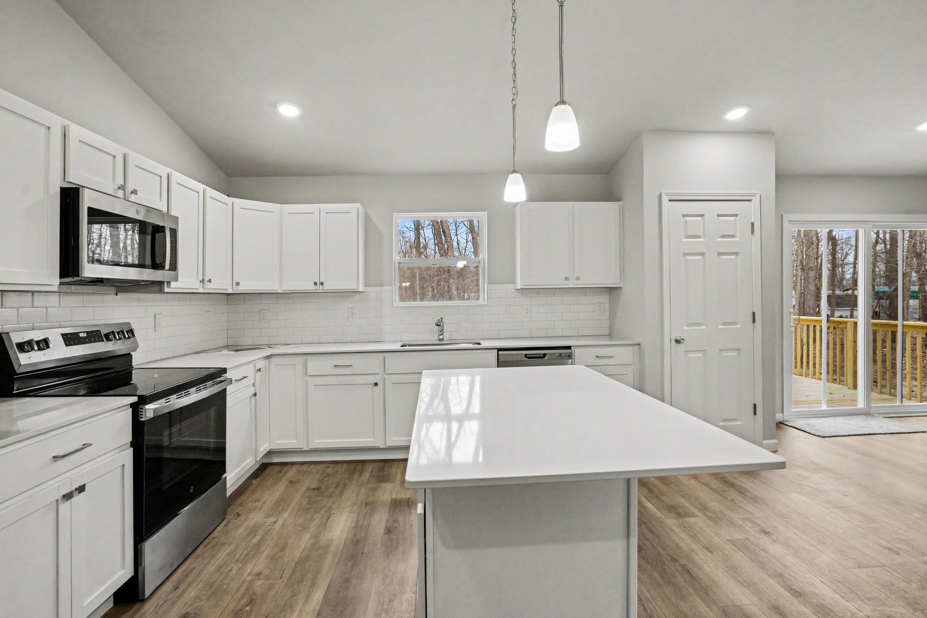 71375 Embassy Road Edwardsburg MI 49112