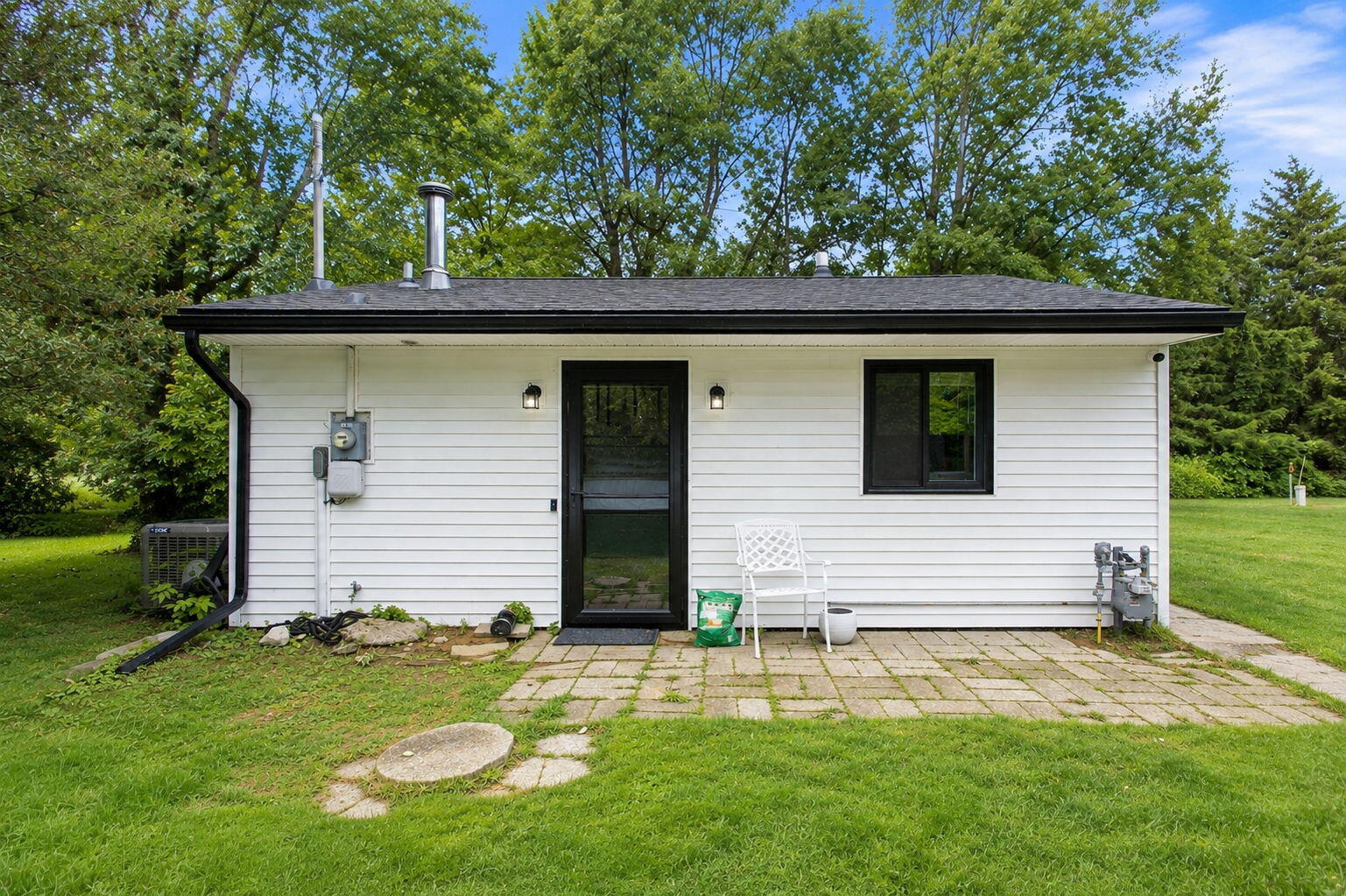 7188 E Beach Drive South Haven MI 49090