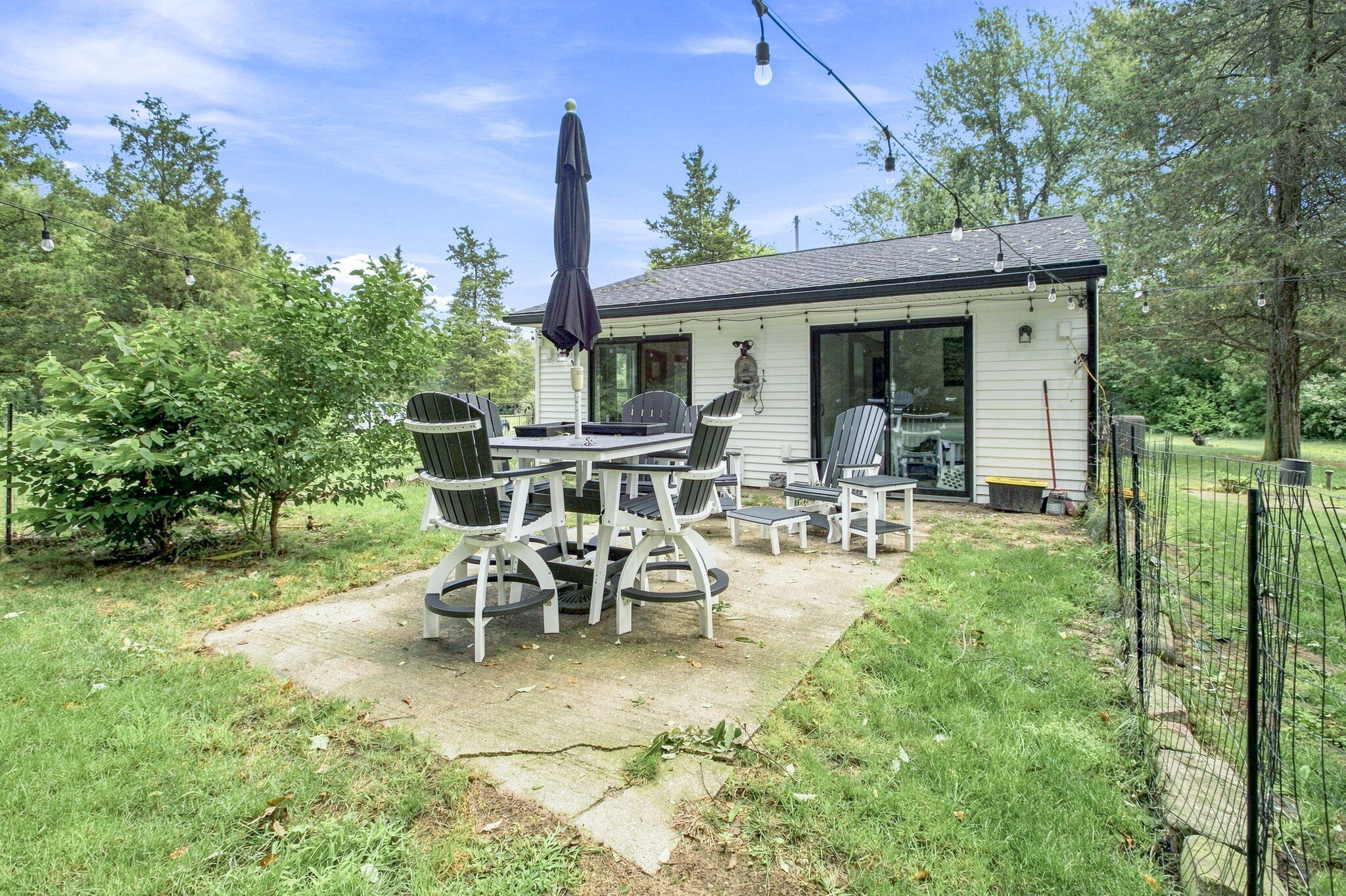 7188 E Beach Drive South Haven MI 49090