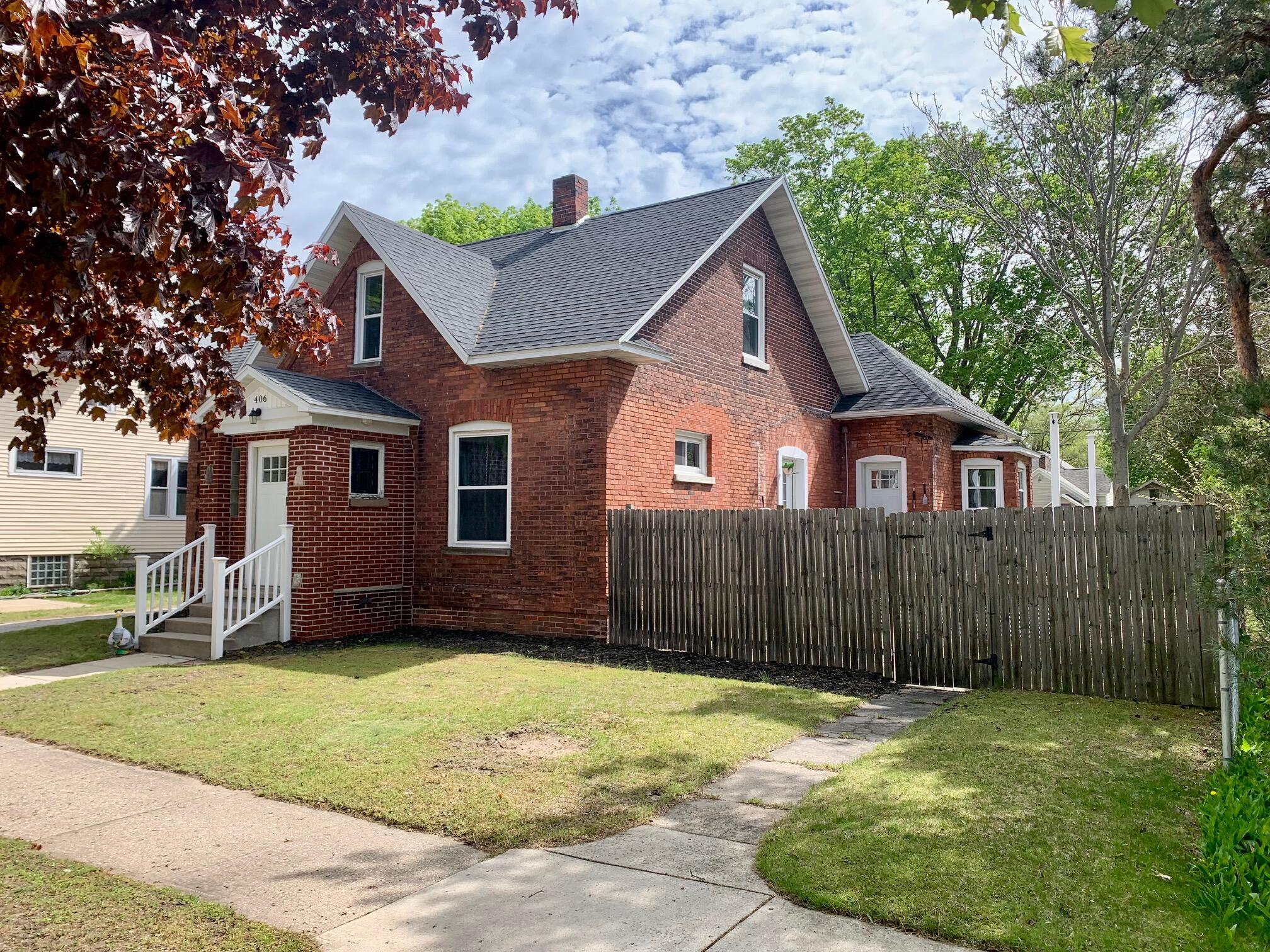 406 N Rowe Street Ludington MI 49431