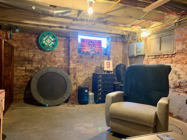 406 N Rowe Street Ludington MI 49431