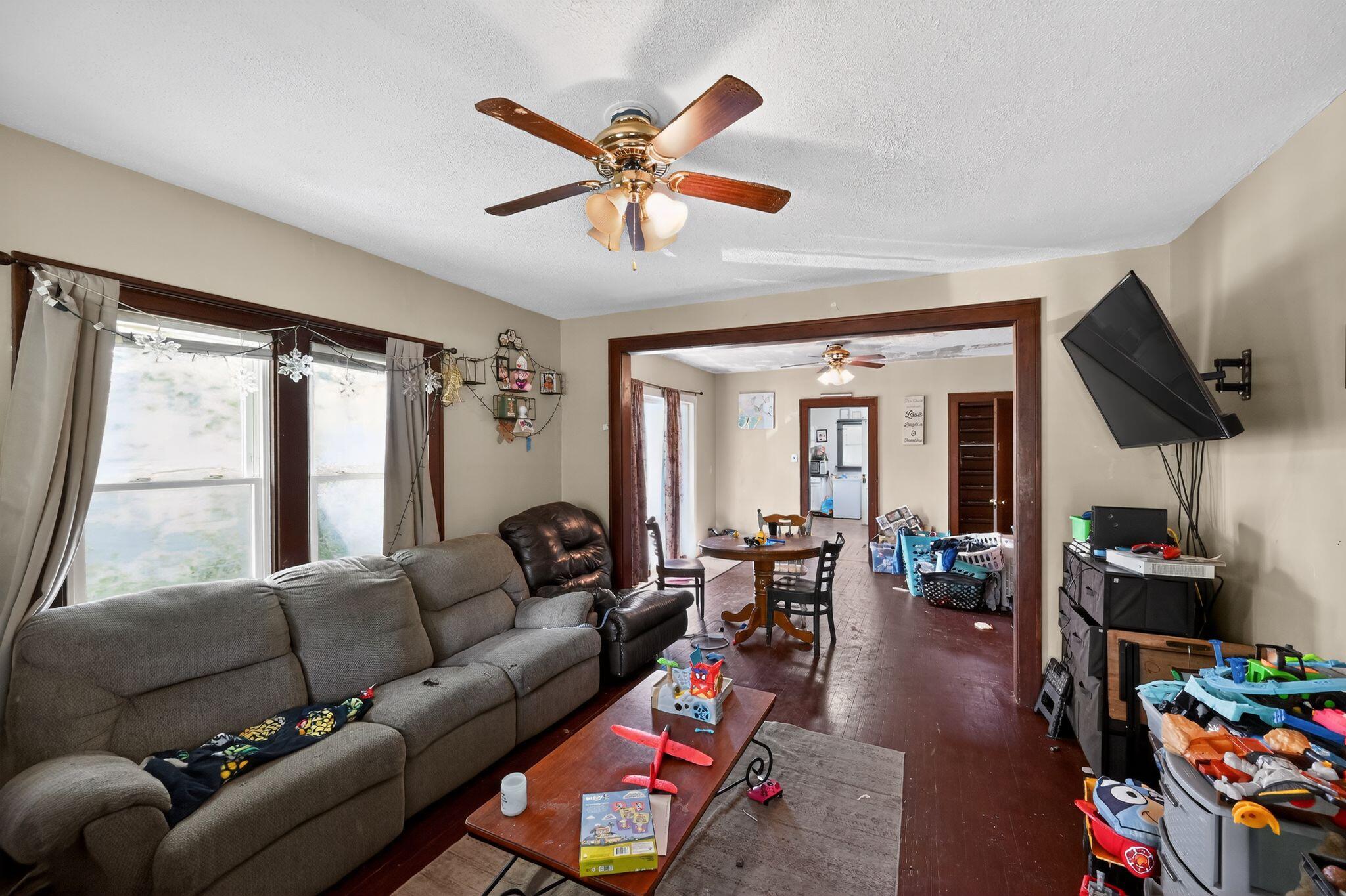 318 N 10th Street Niles MI 49120
