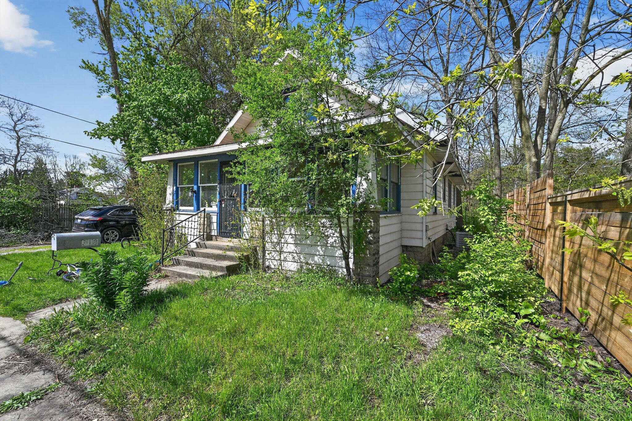 318 N 10th Street Niles MI 49120