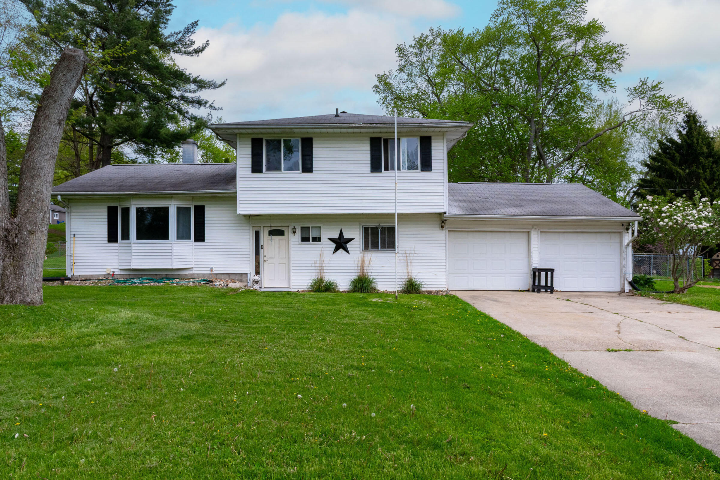 16271 Merson Court Buchanan MI 49107