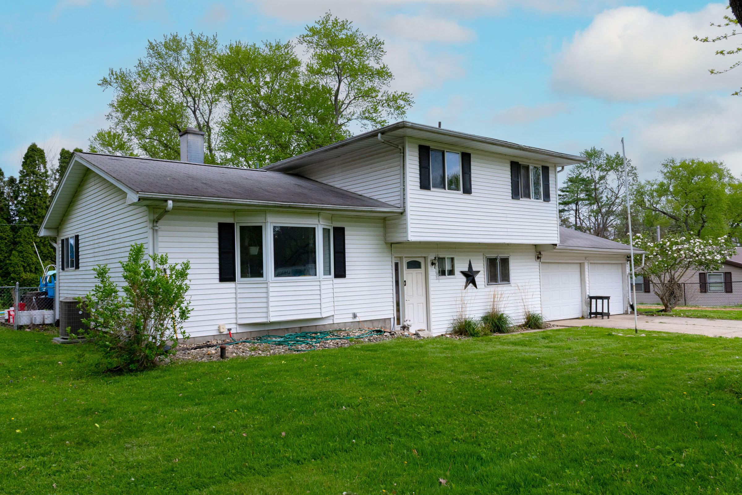 16271 Merson Court Buchanan MI 49107