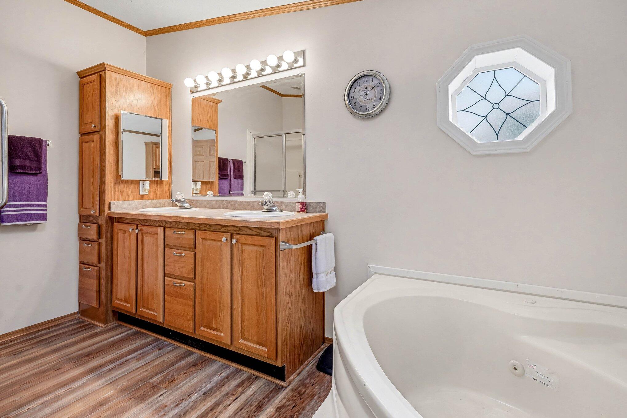 5320 Pine Arbor Ridge Kalamazoo MI 49004