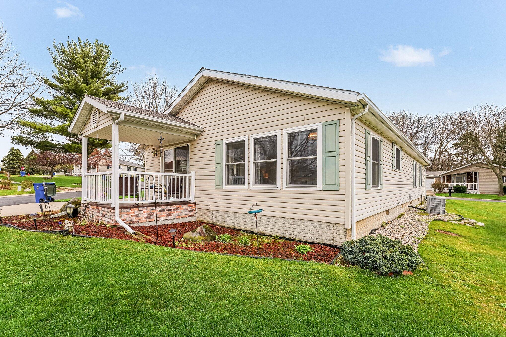5320 Pine Arbor Ridge Kalamazoo MI 49004