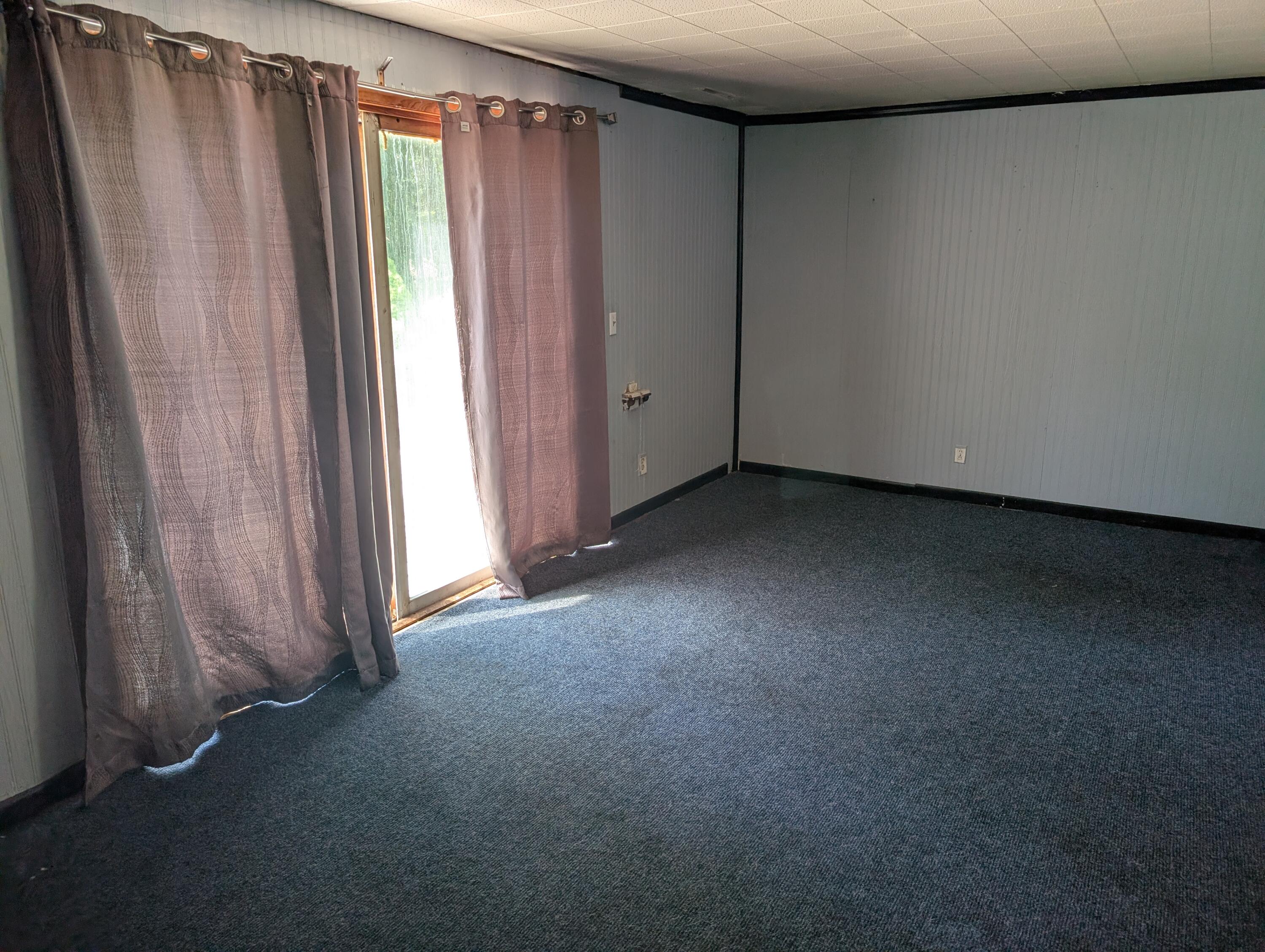 4460 W River Road Muskegon MI 49445