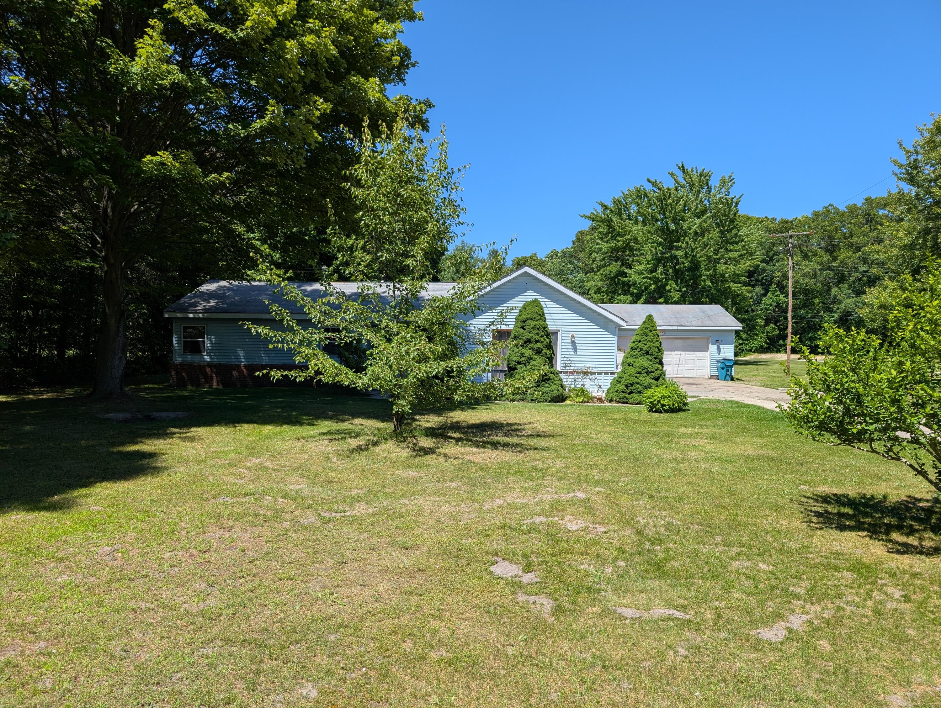 4460 W River Road Muskegon MI 49445