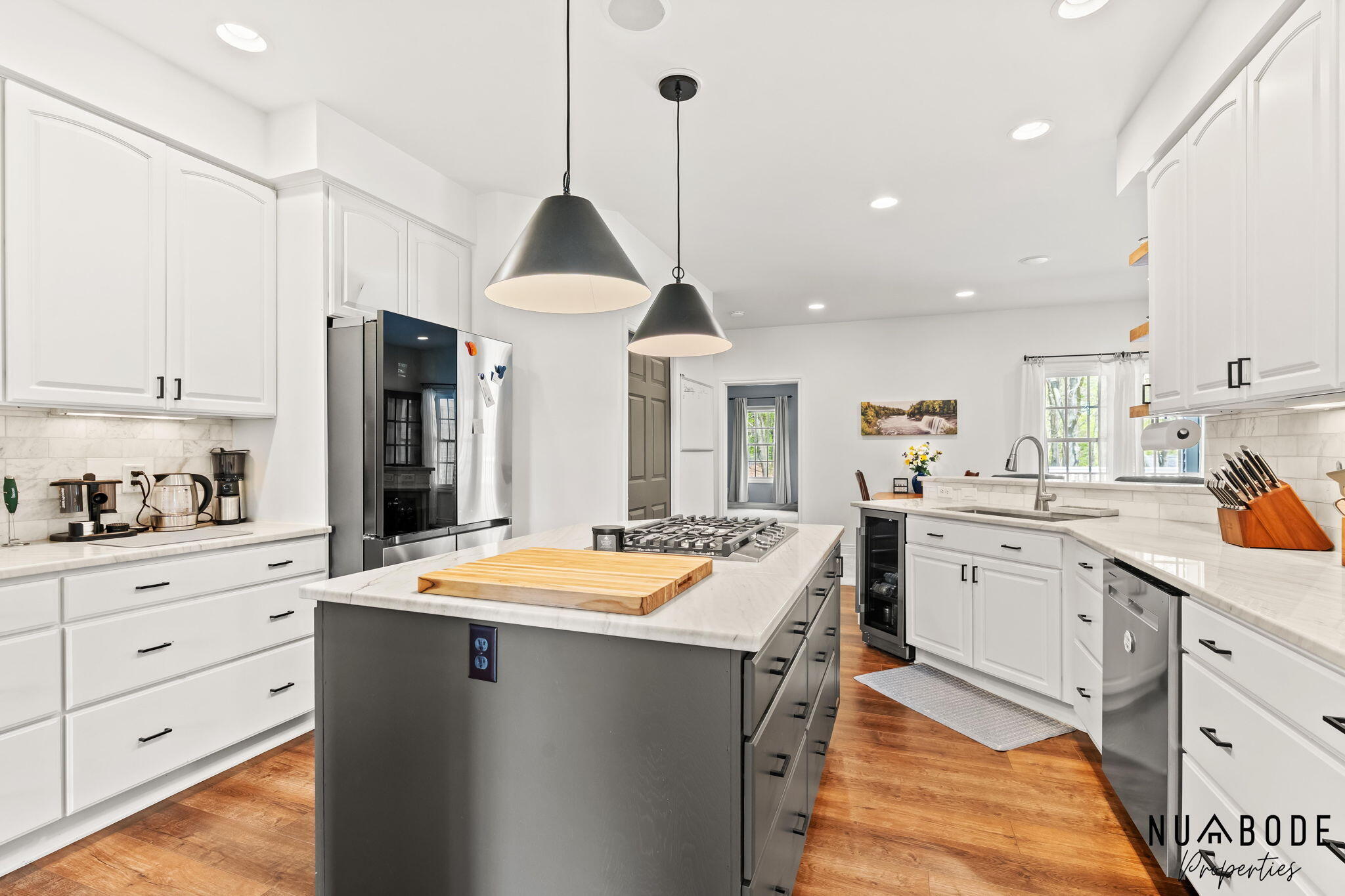 4082 Oakharbor Street Kalamazoo MI 49009