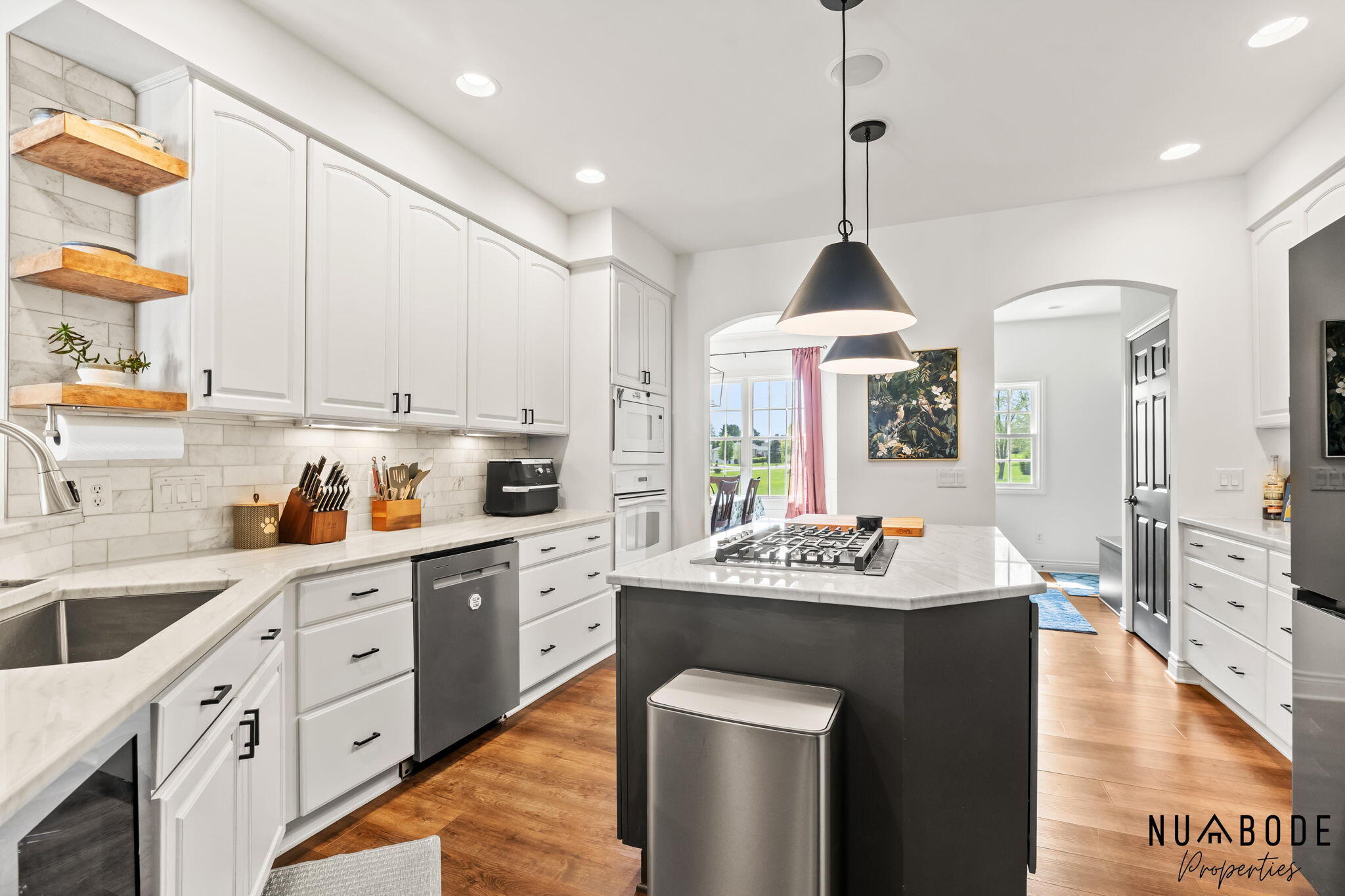 4082 Oakharbor Street Kalamazoo MI 49009