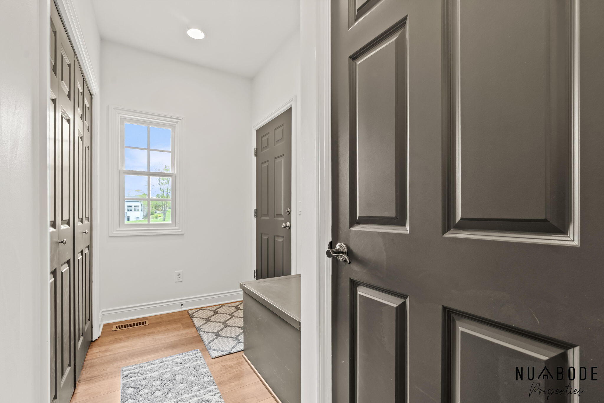 4082 Oakharbor Street Kalamazoo MI 49009