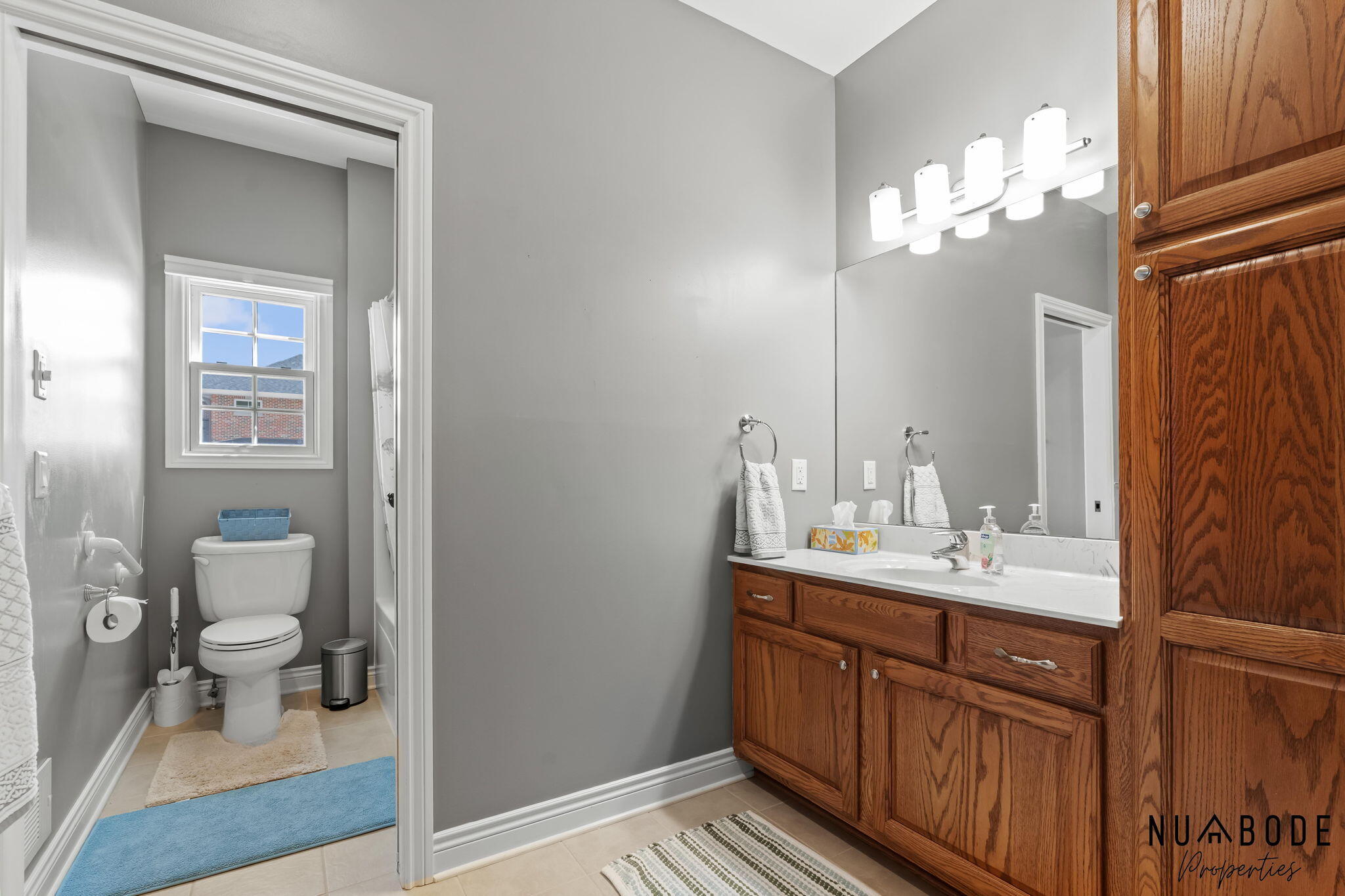 4082 Oakharbor Street Kalamazoo MI 49009
