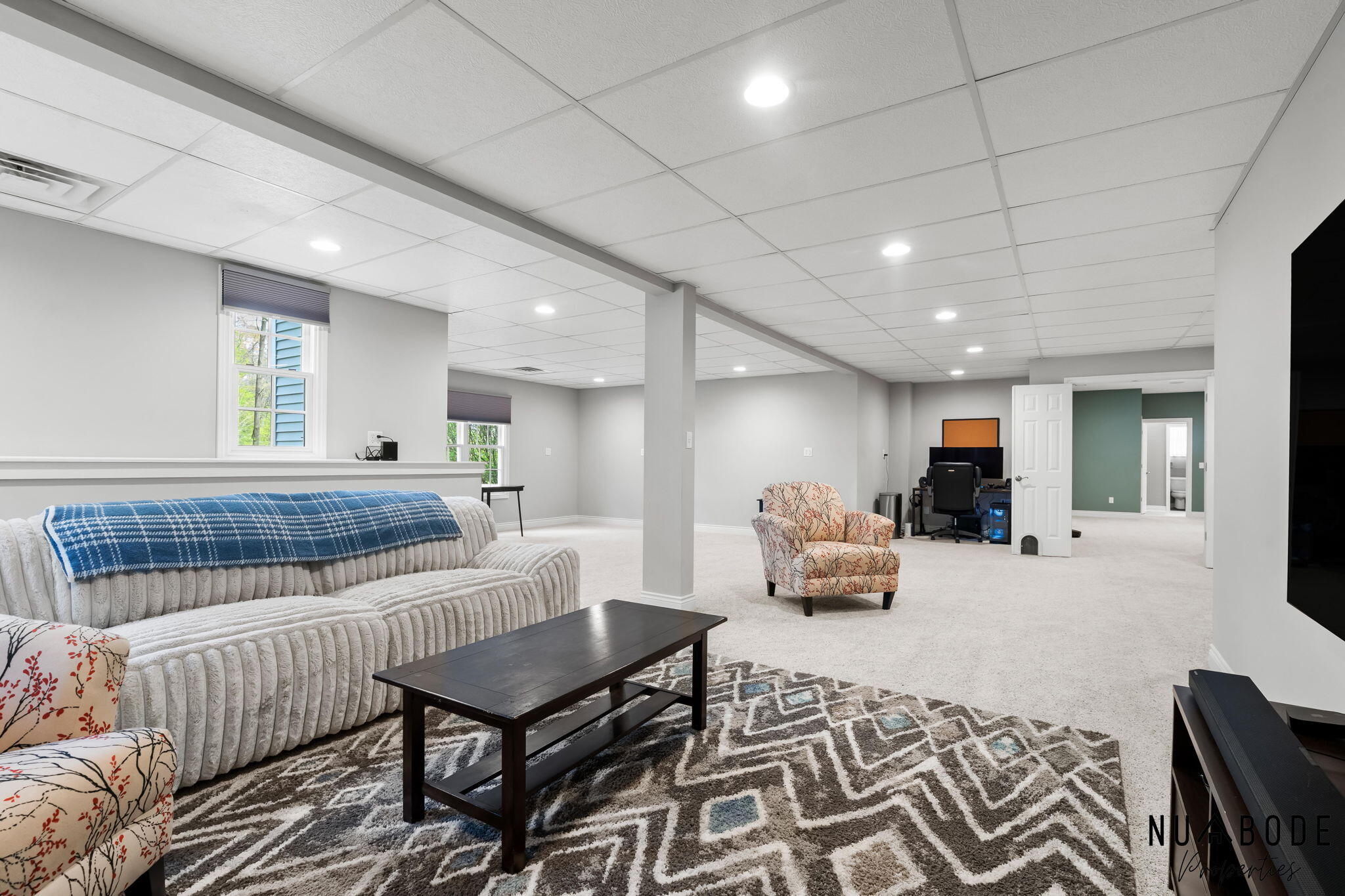 4082 Oakharbor Street Kalamazoo MI 49009