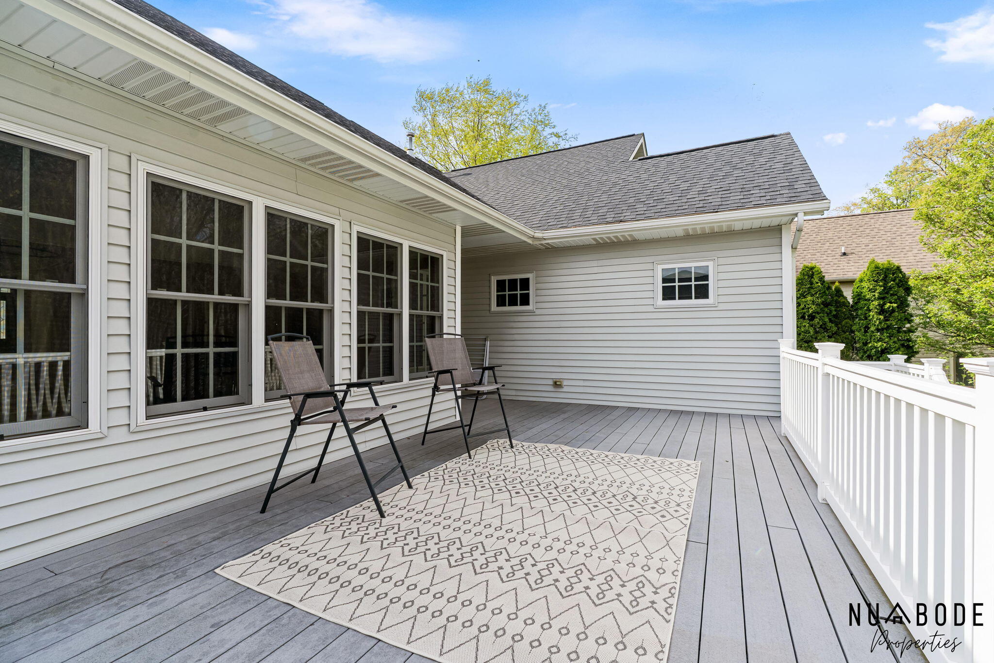 4082 Oakharbor Street Kalamazoo MI 49009