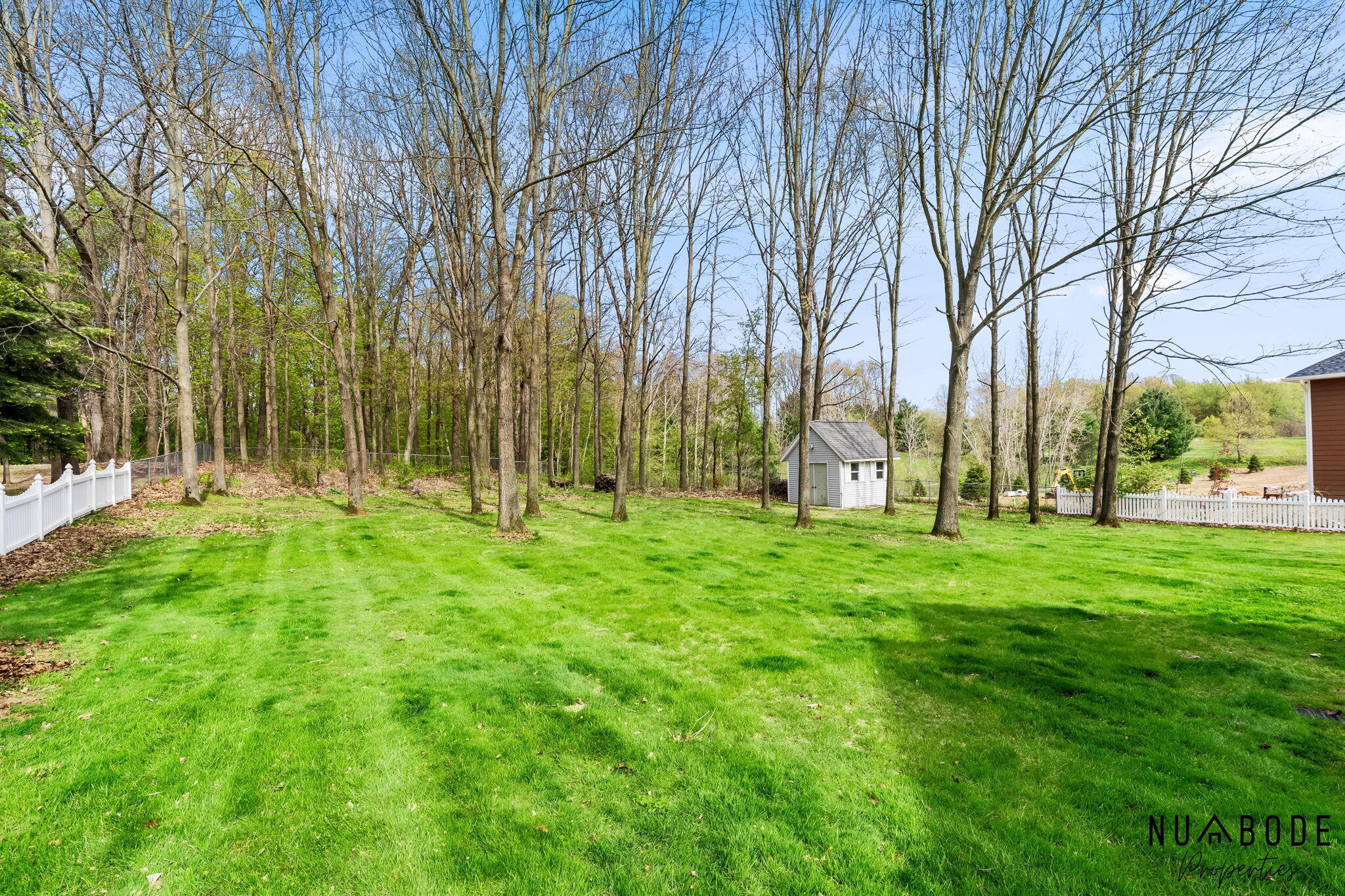 4082 Oakharbor Street Kalamazoo MI 49009