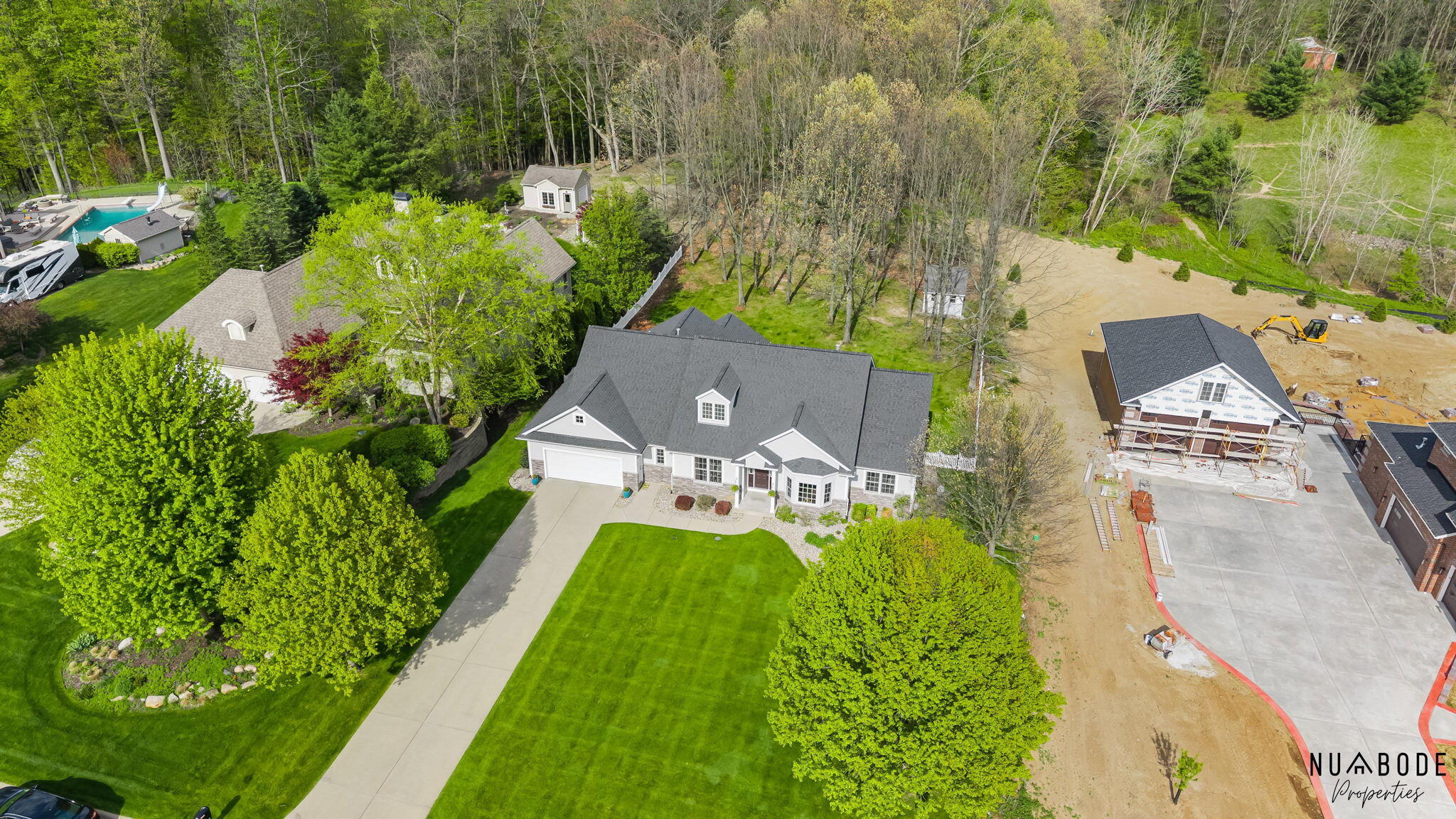 4082 Oakharbor Street Kalamazoo MI 49009