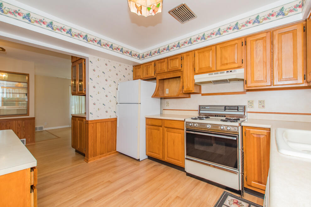 1805 Golfview Avenue Kalamazoo MI 49001