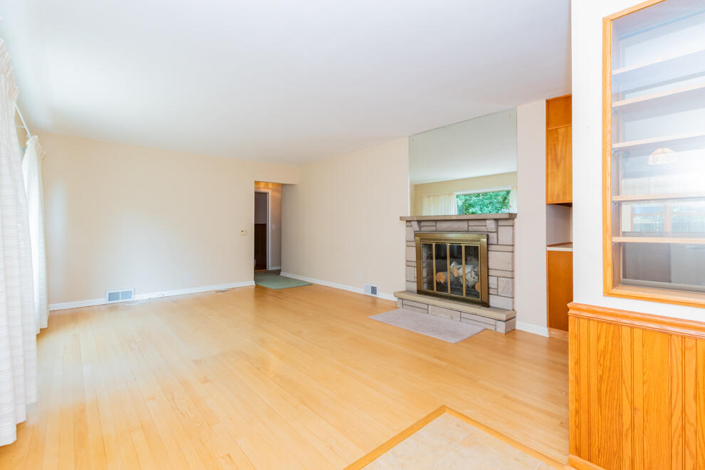 1805 Golfview Avenue Kalamazoo MI 49001