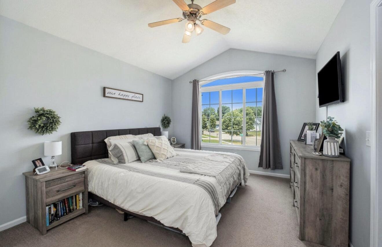 730 Splitrail Avenue NW Grand Rapids MI 49504