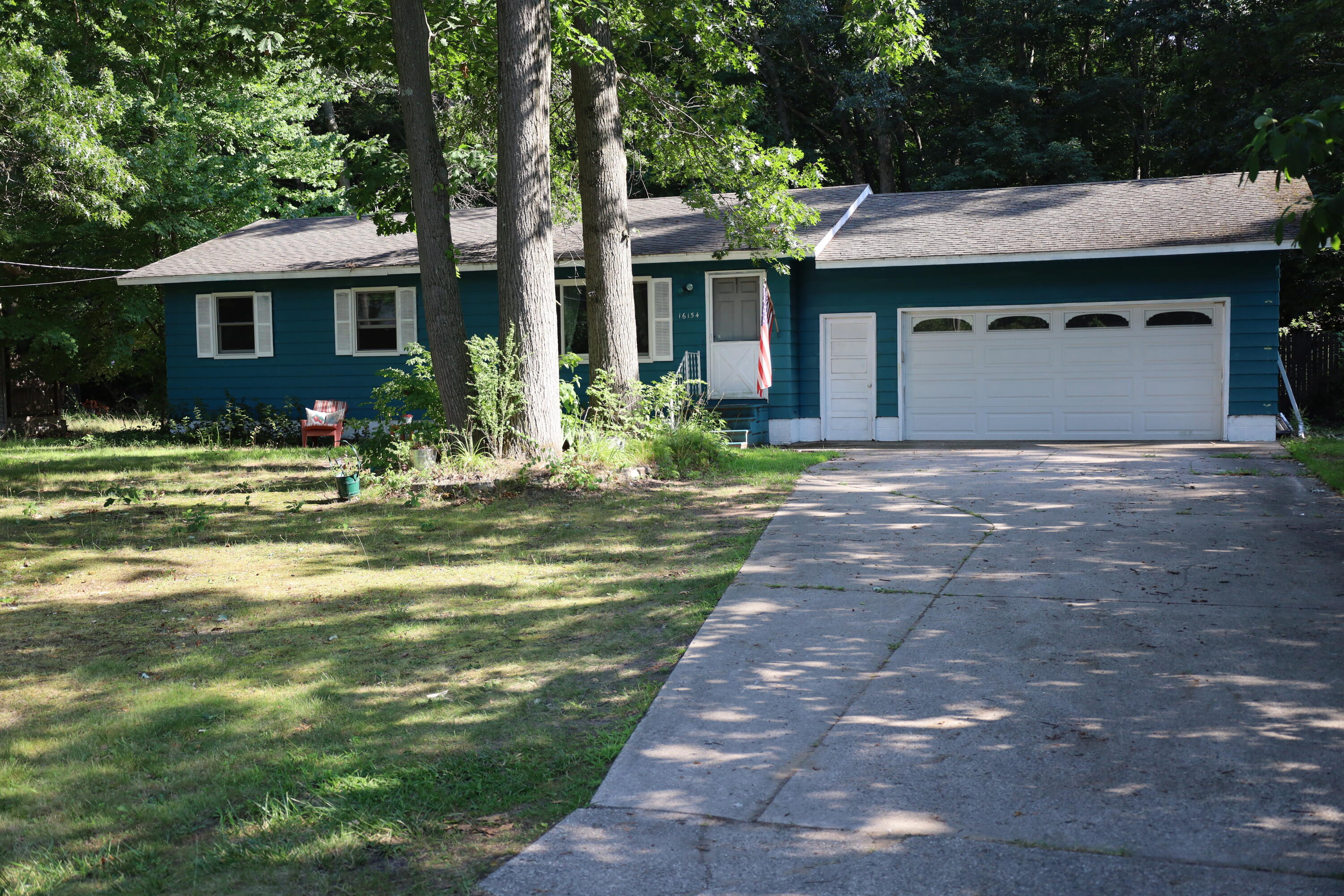 16154 Gary Avenue Grand Haven MI 49417