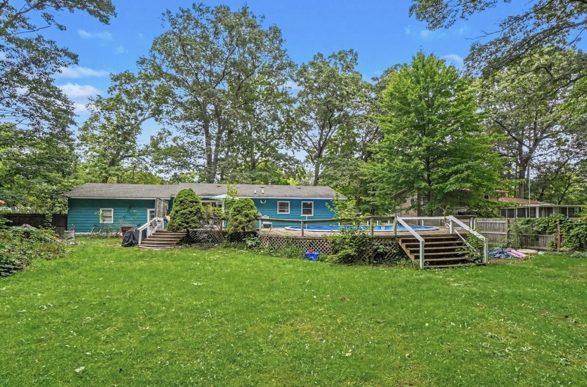 16154 Gary Avenue Grand Haven MI 49417