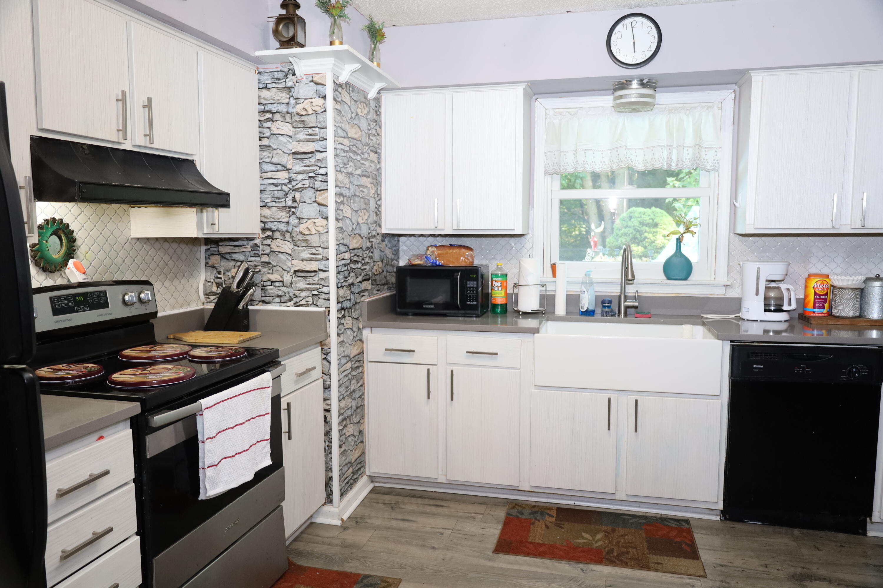 16154 Gary Avenue Grand Haven MI 49417