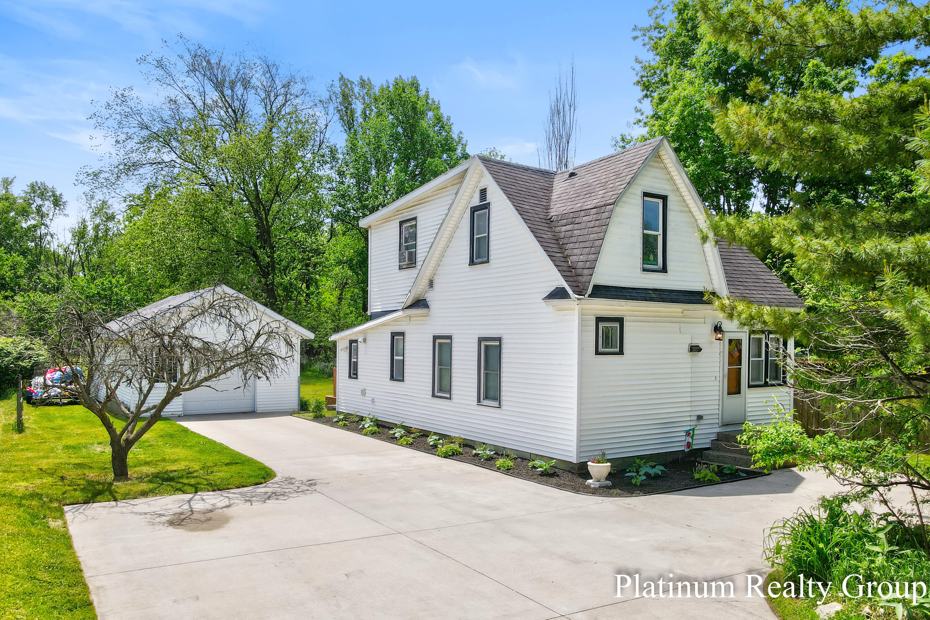 736 4 Mile Road NE Grand Rapids MI 49525