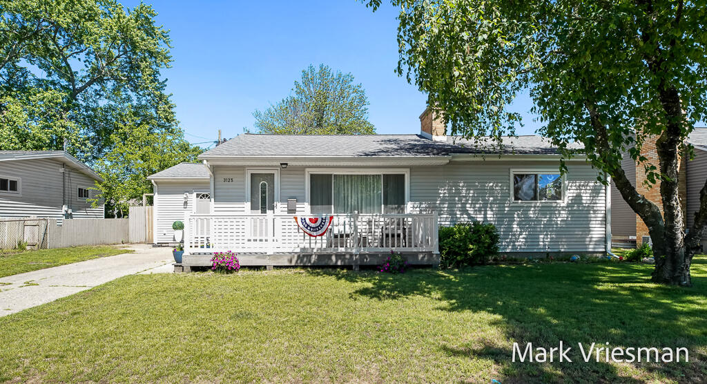 3125 Coolidge Road Muskegon MI 49441