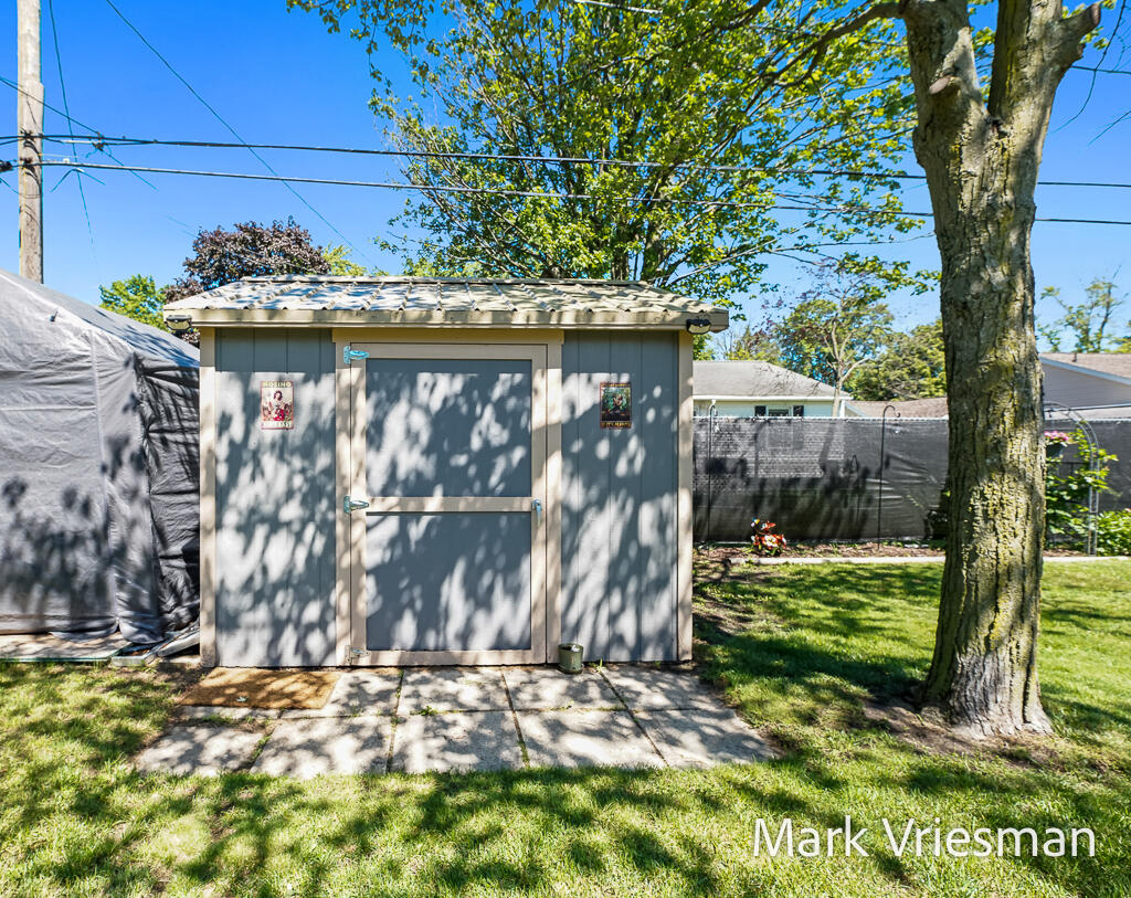 3125 Coolidge Road Muskegon MI 49441