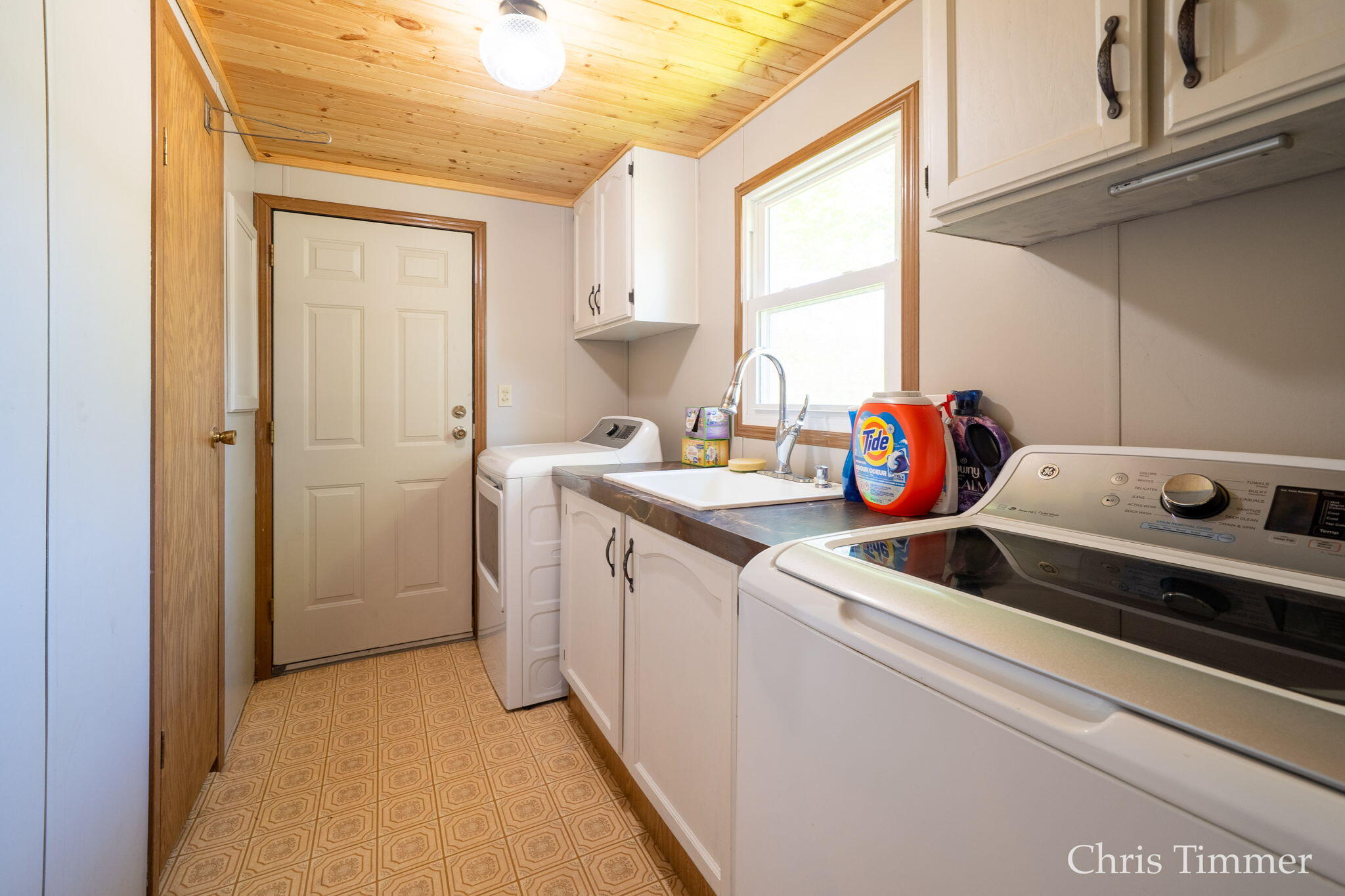 2280 Taft Road Allegan MI 49010