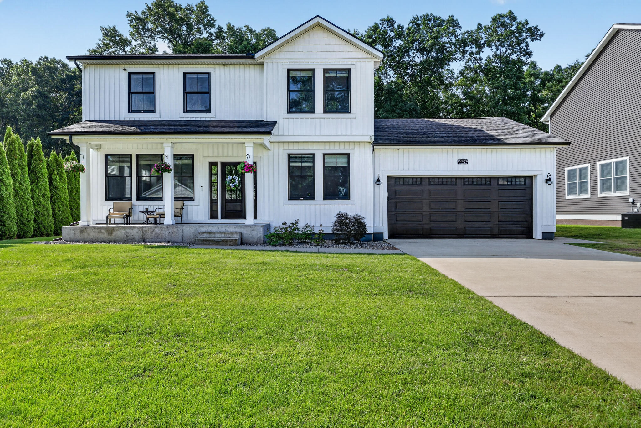 2525 Chestnut Trail Muskegon MI 49442