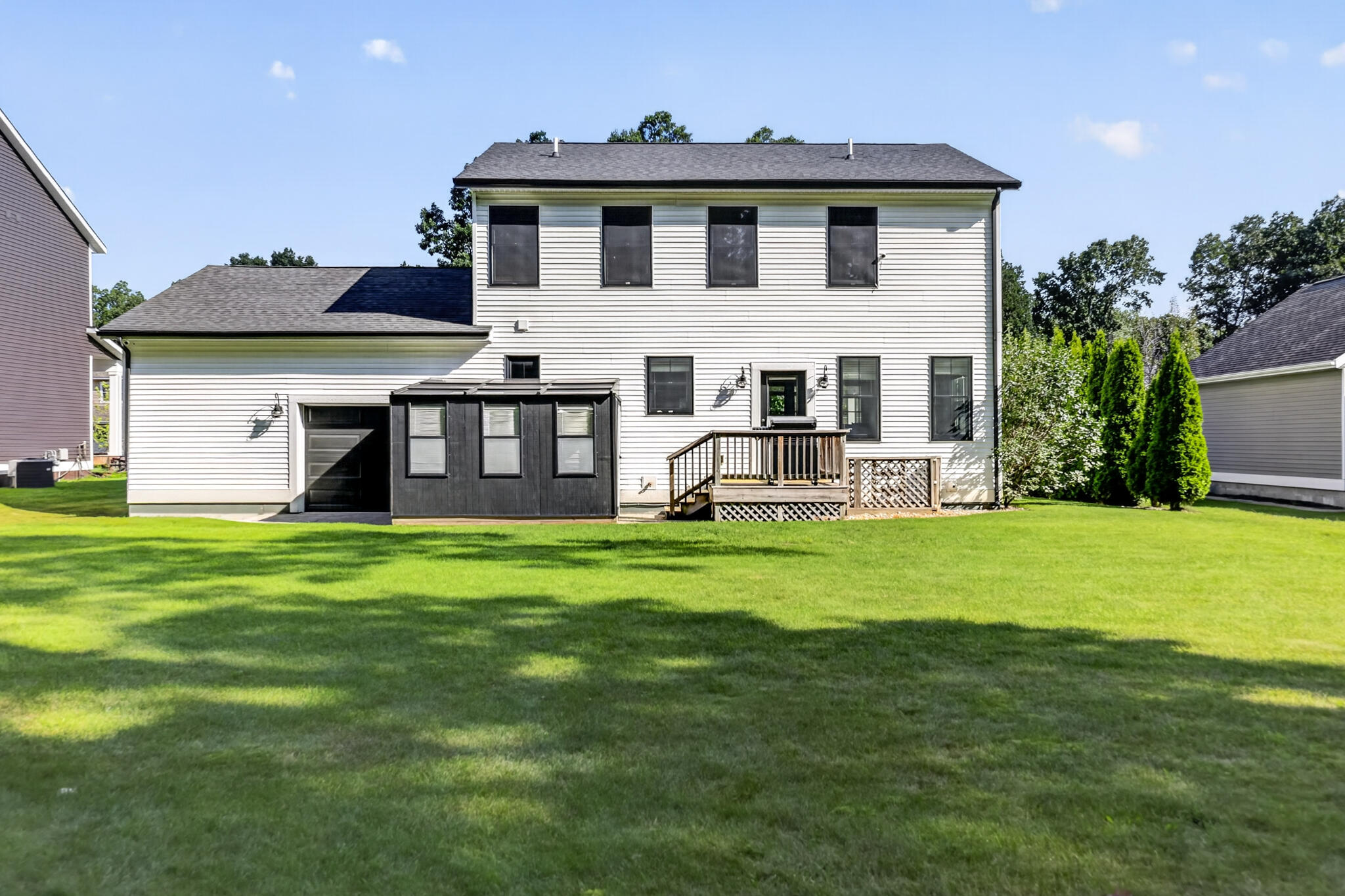 2525 Chestnut Trail Muskegon MI 49442