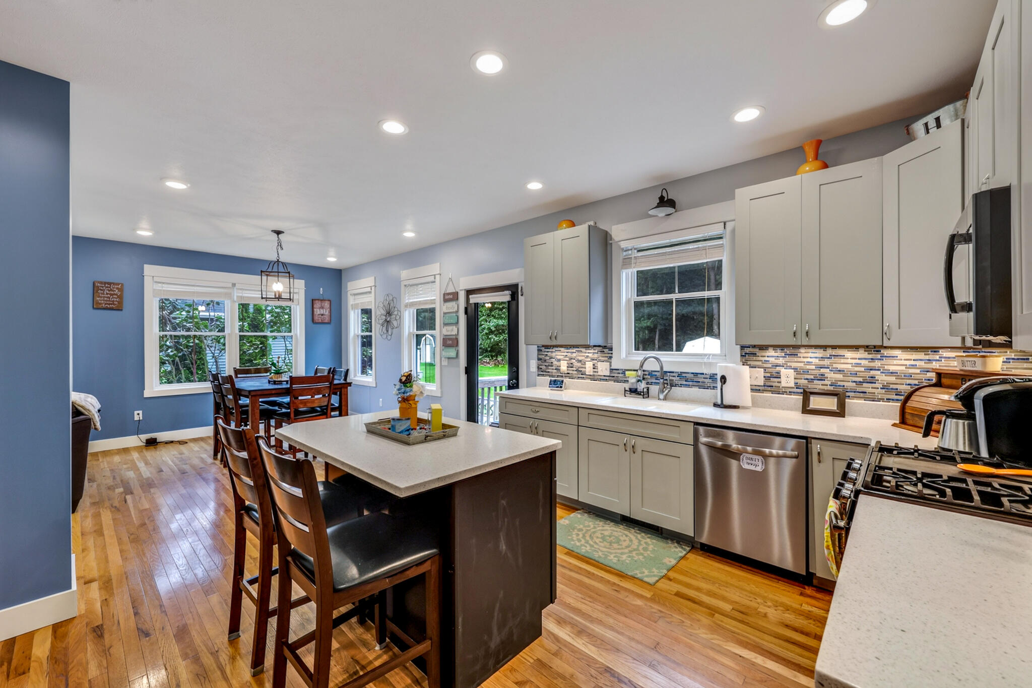 2525 Chestnut Trail Muskegon MI 49442